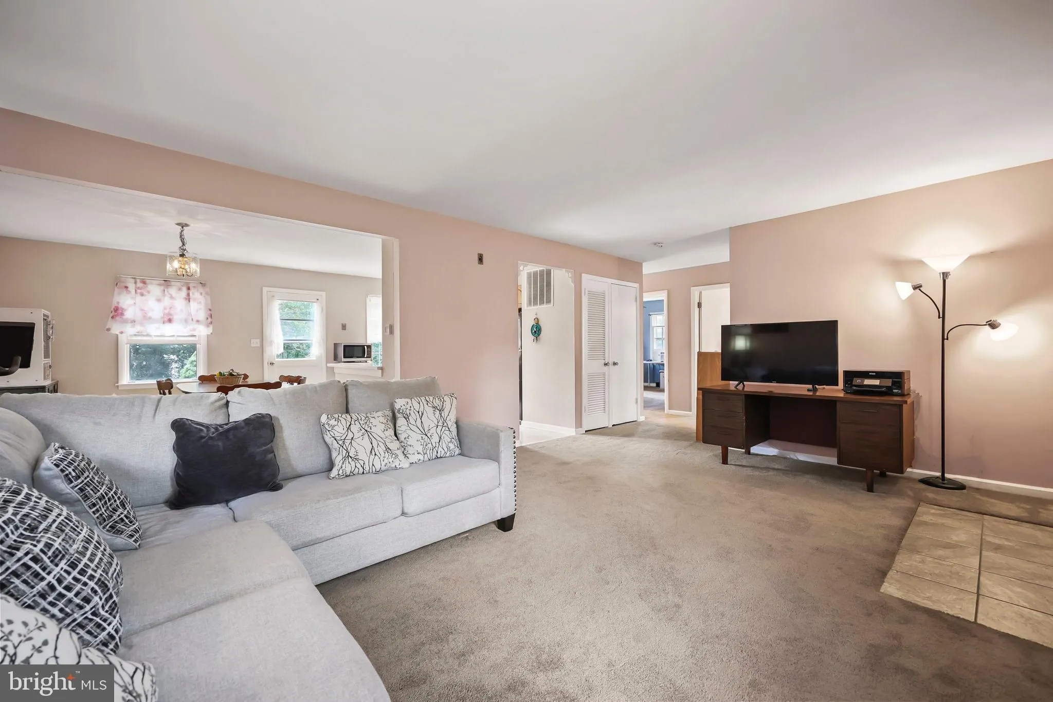 Lawrence Twp, New Jersey 08648, United States, 2 Bedrooms Bedrooms, ,1 BathroomBathrooms,Residential,Coming Soon,177050