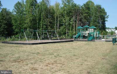 STAFFORD LAKES - Residential