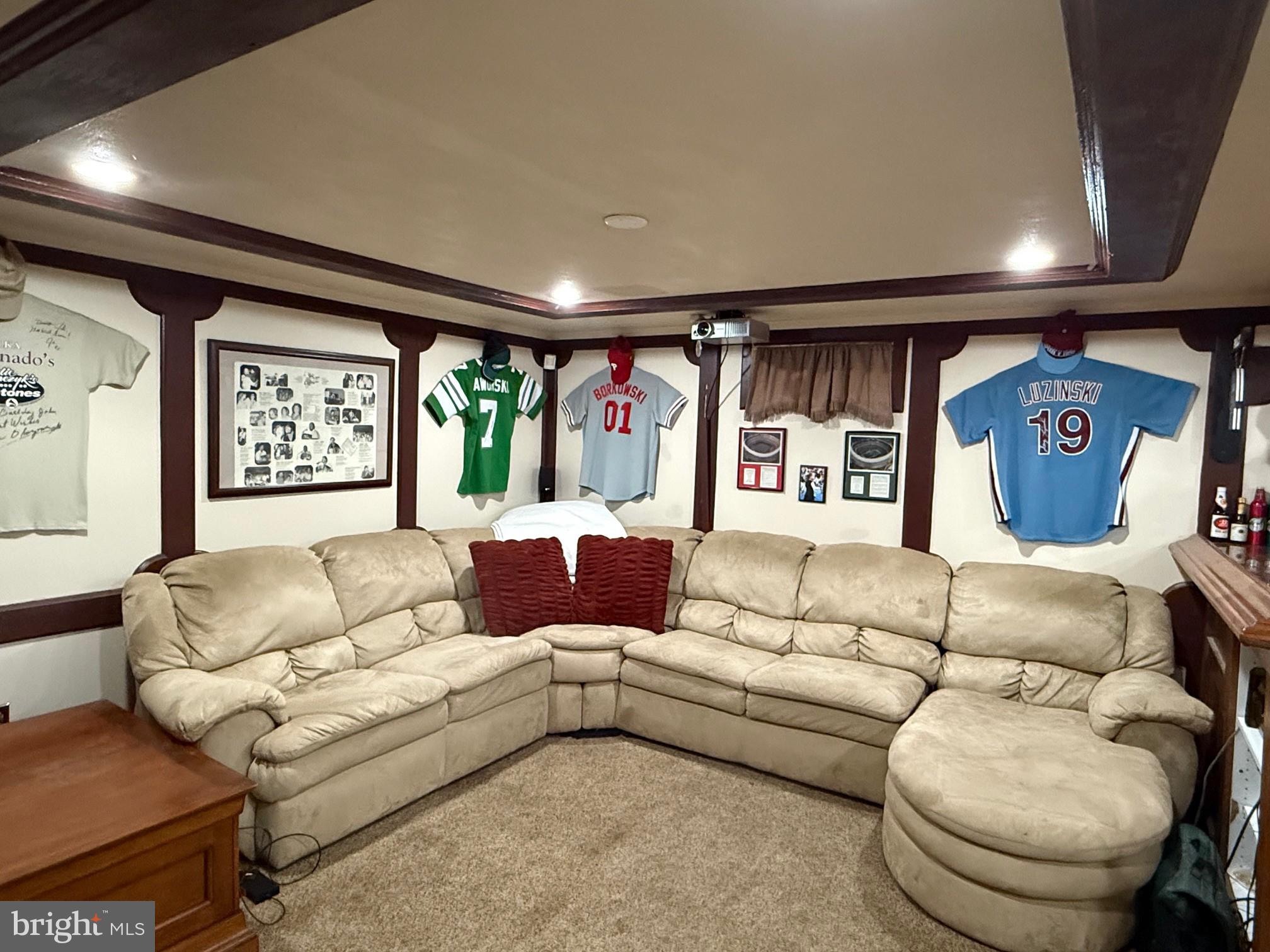 BROOKWOOD ESTS - Residential