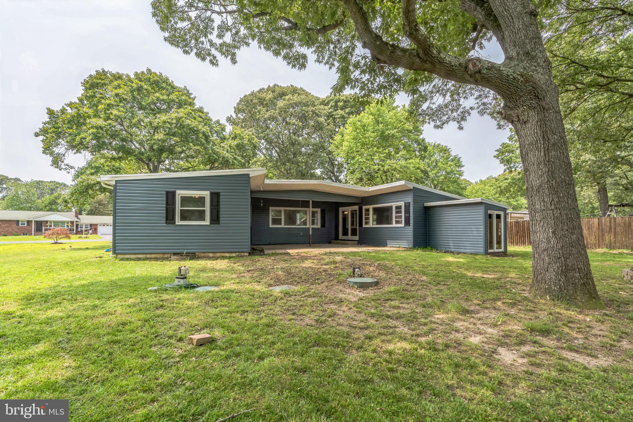 SYLVAN VIEW ON MAGOTHY - Residential