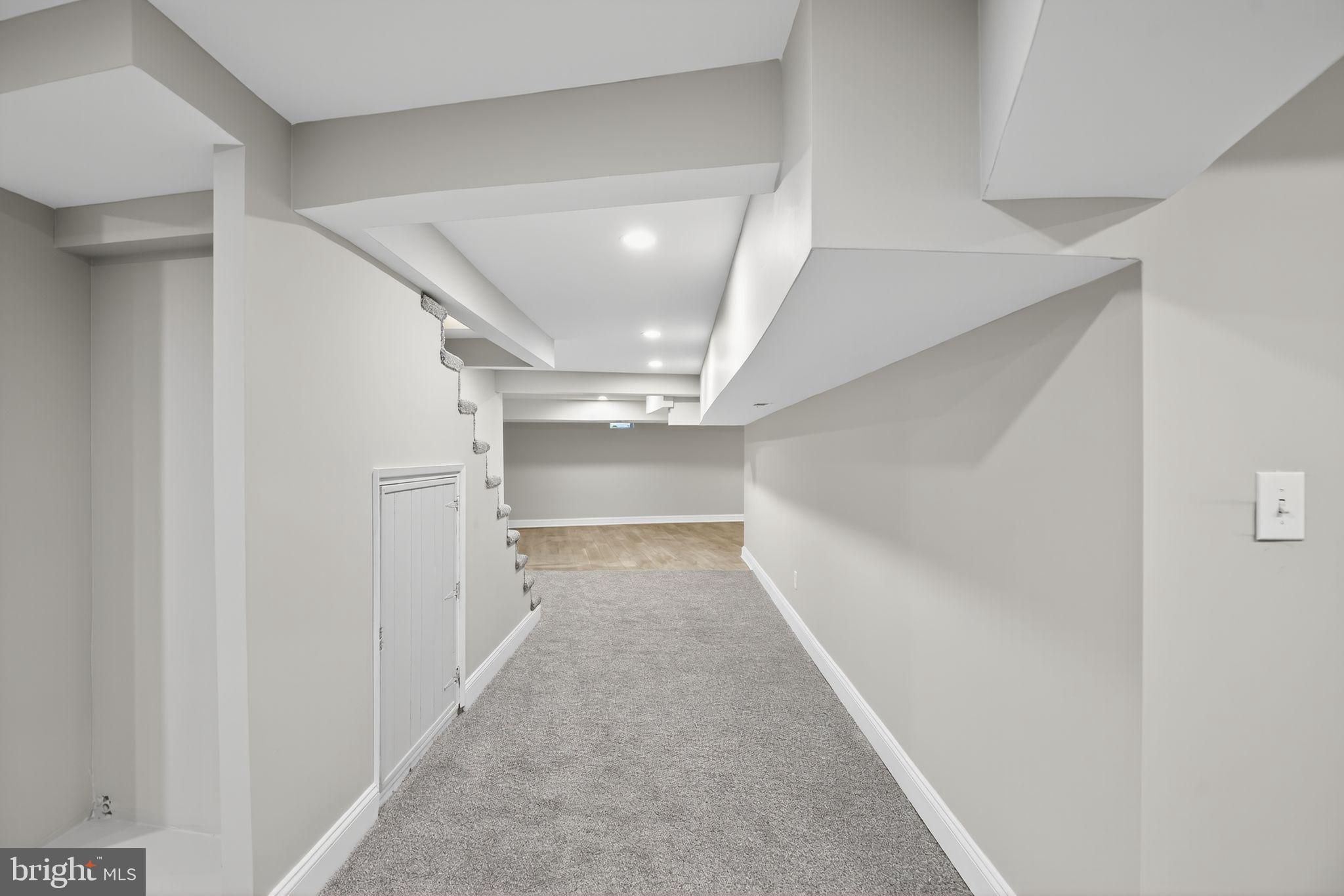 SYLVAN VIEW ON MAGOTHY - Residential