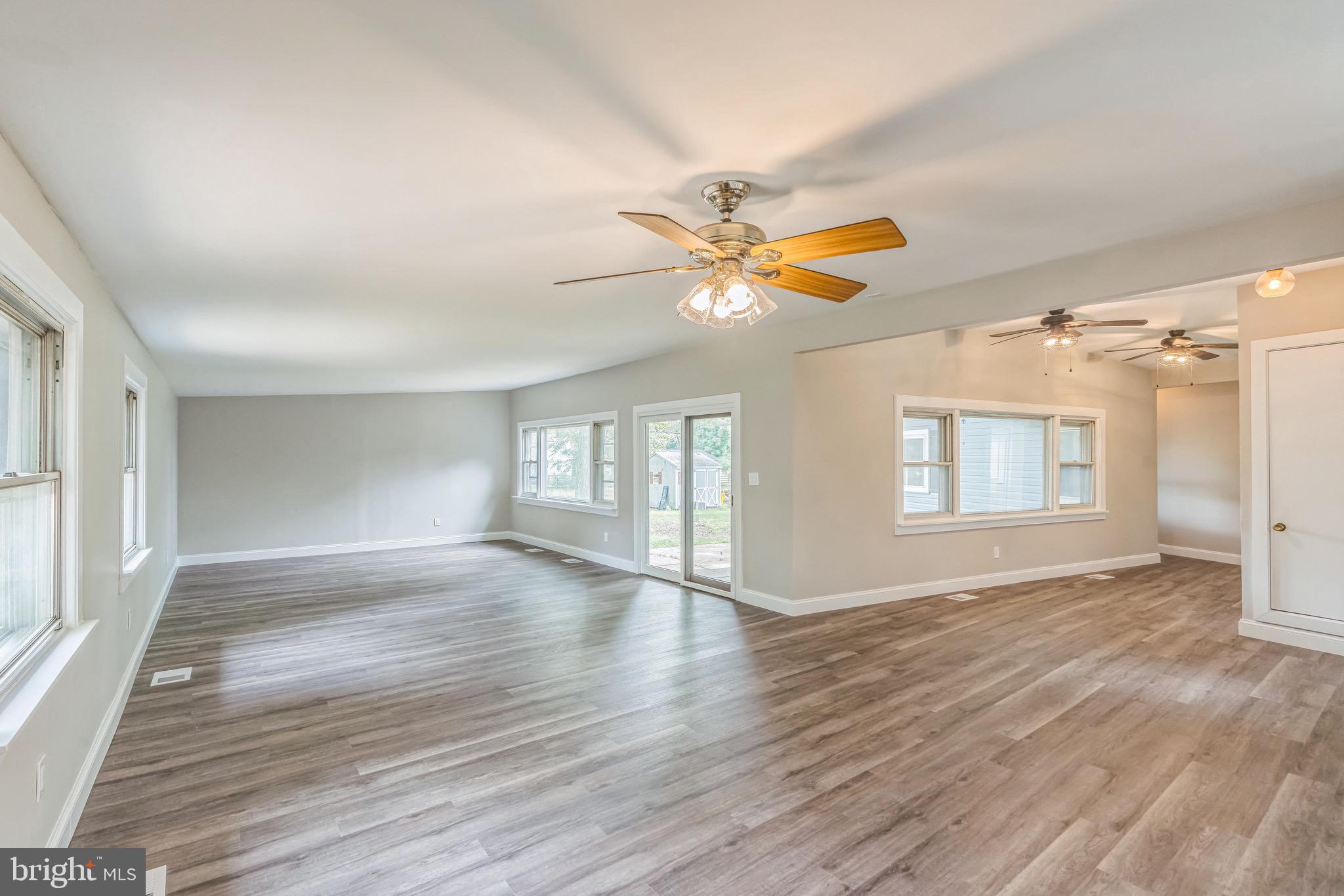 SYLVAN VIEW ON MAGOTHY - Residential