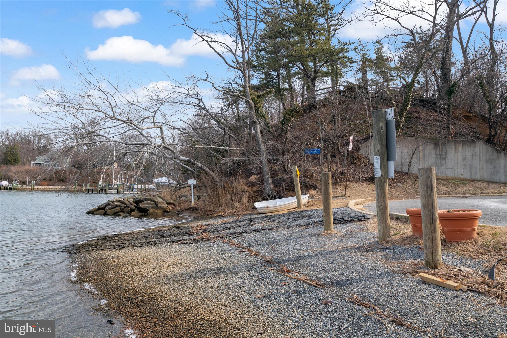 WEST ANNAPOLIS - Residential