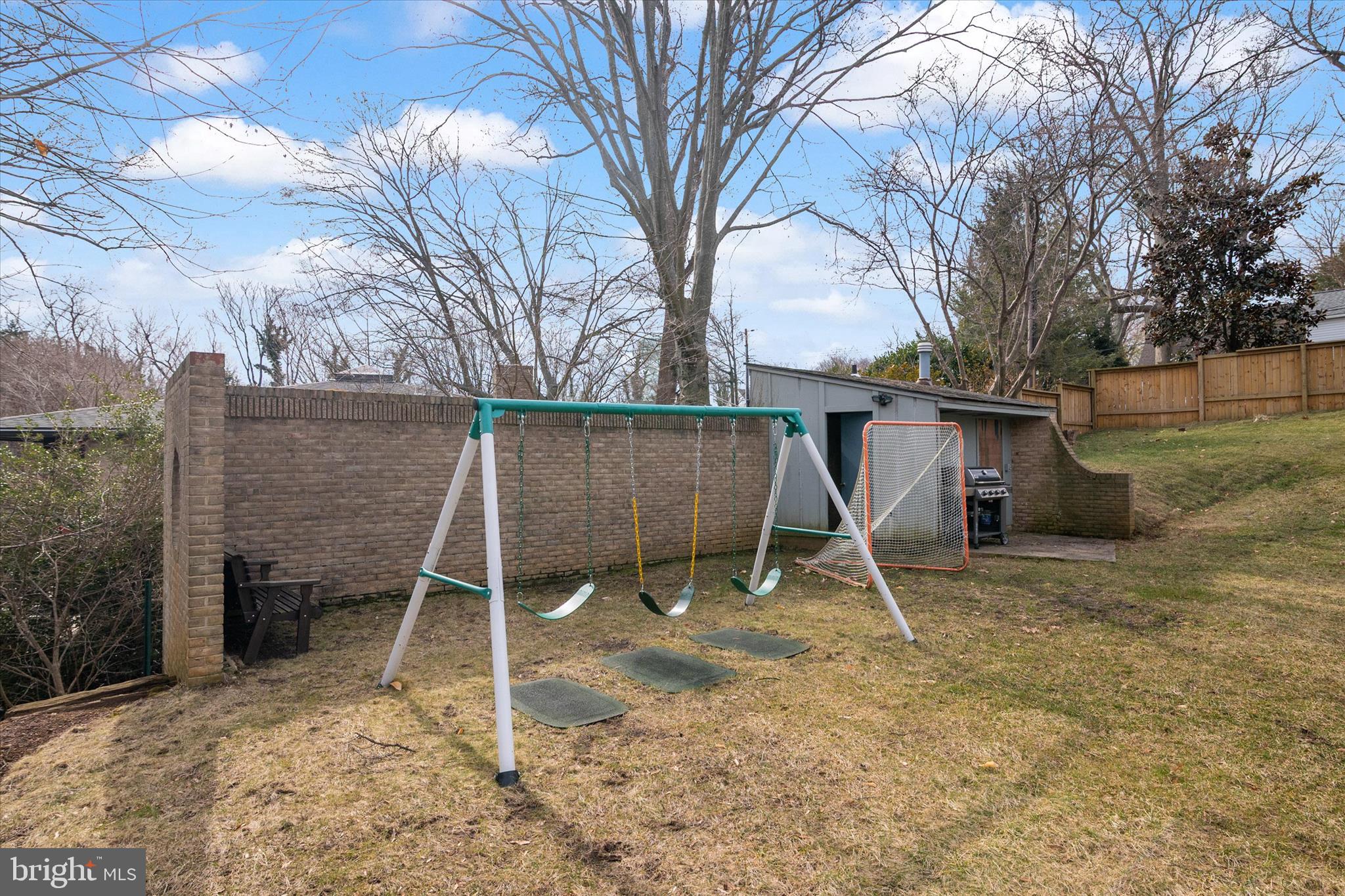 WEST ANNAPOLIS - Residential