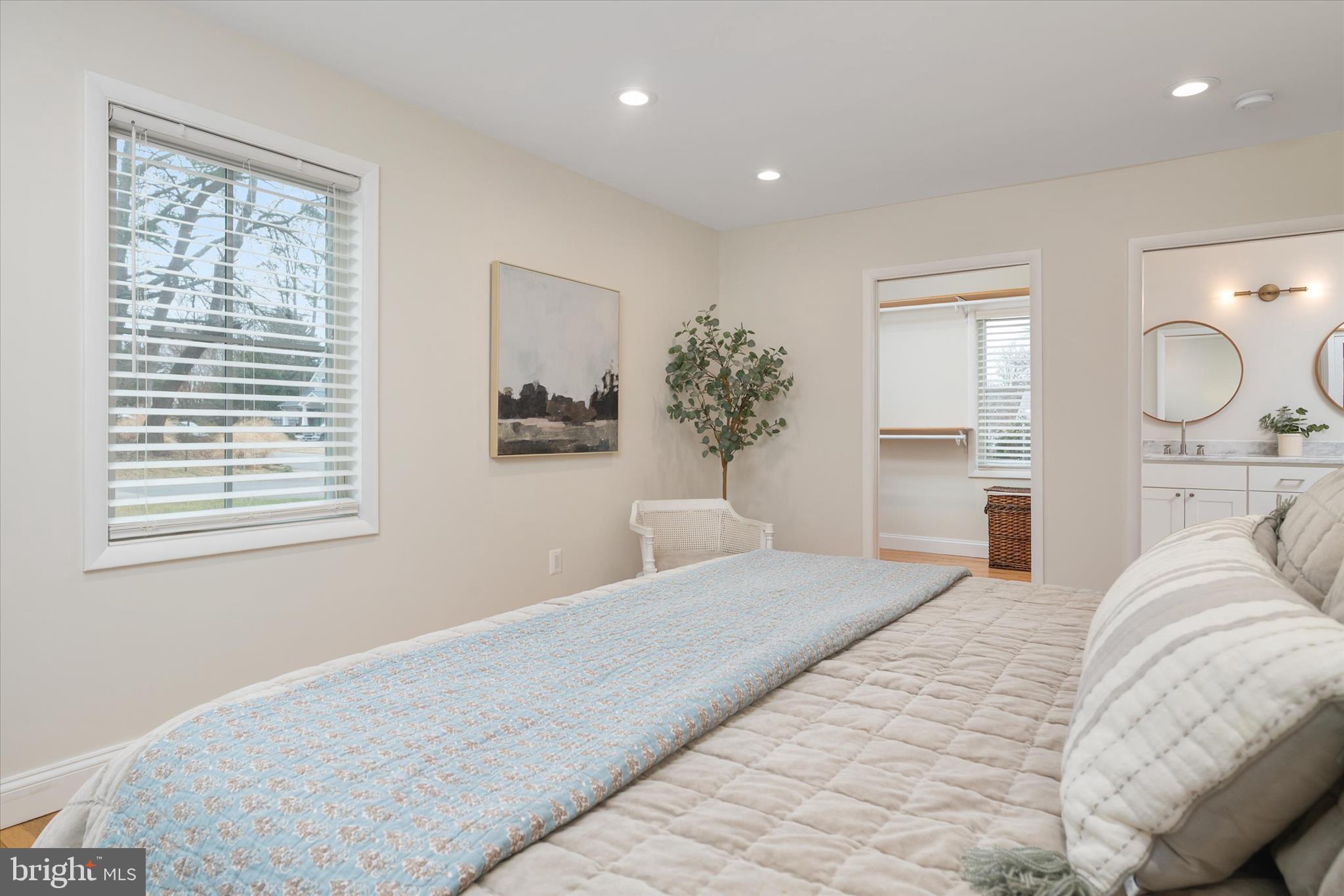 WEST ANNAPOLIS - Residential