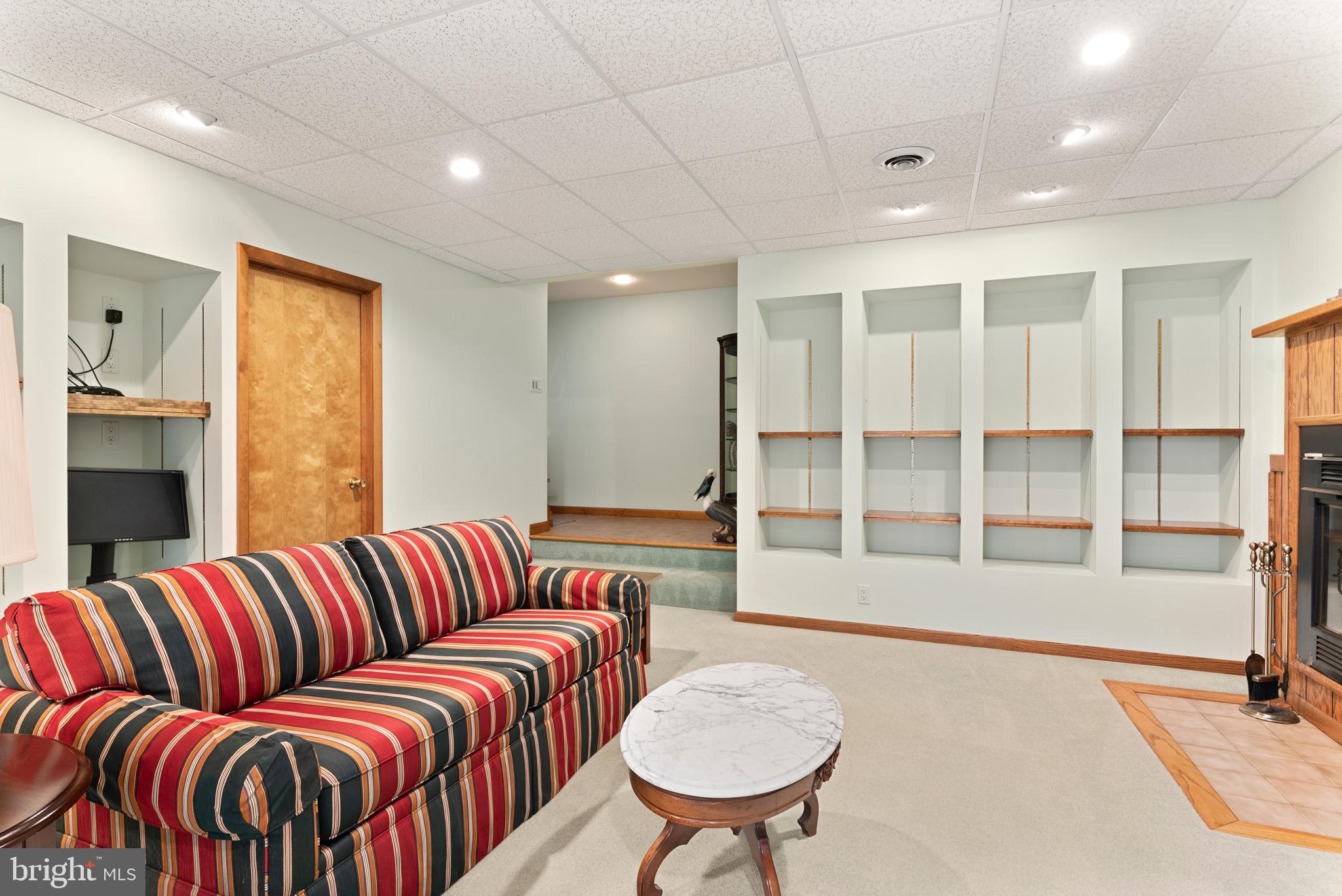 NORTH RIVER FOREST - Residential