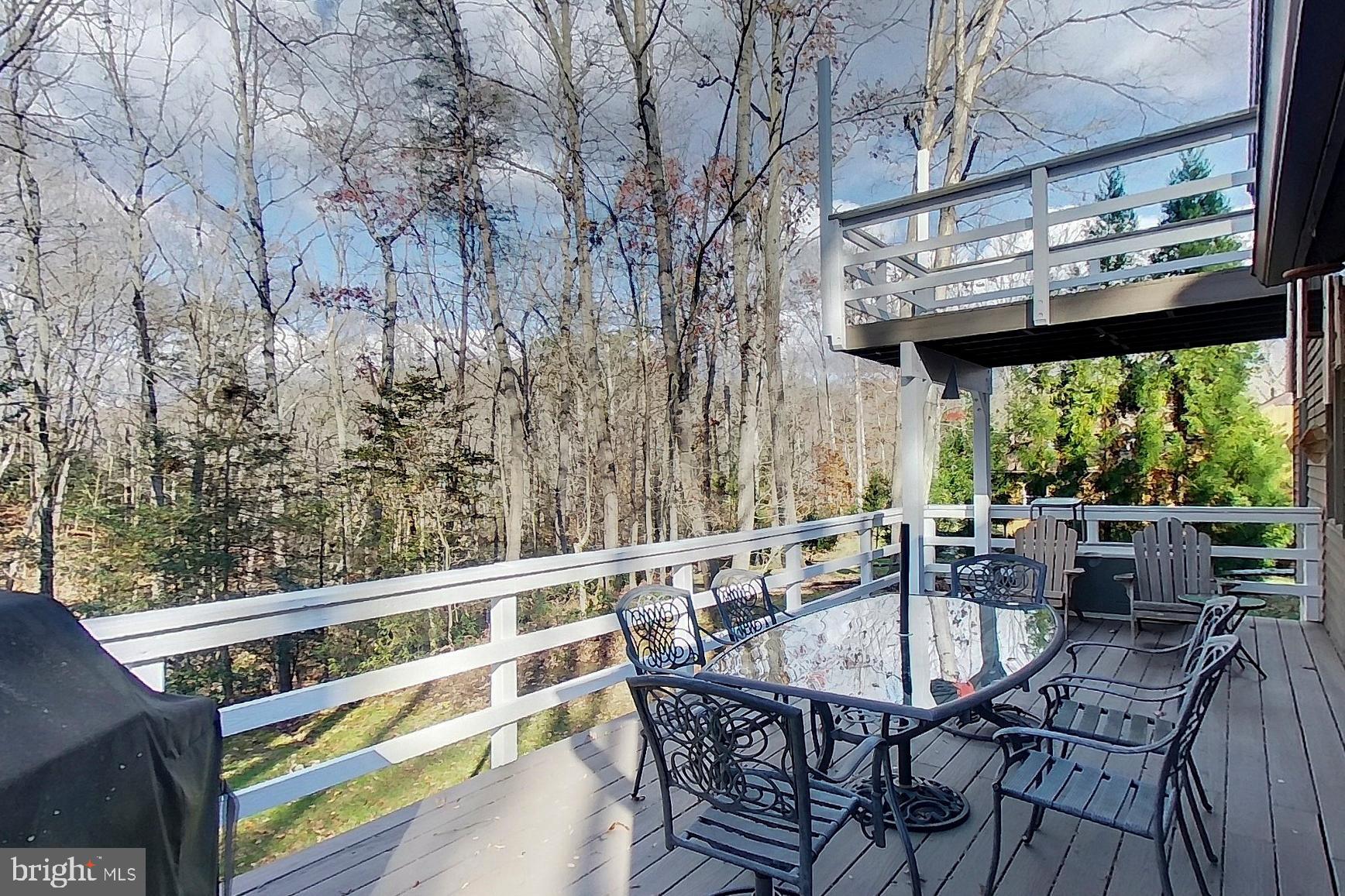 NORTH RIVER FOREST - Residential