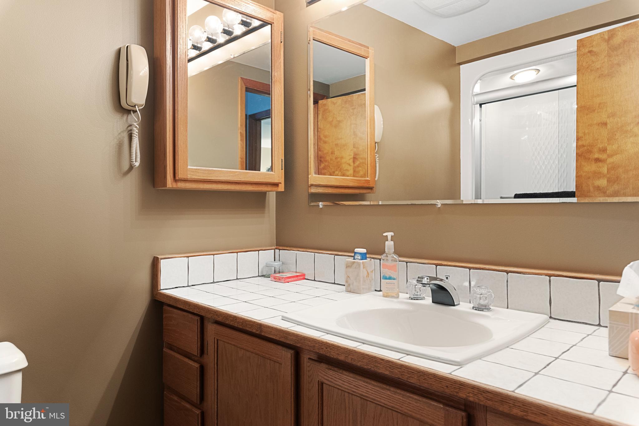 NORTH RIVER FOREST - Residential