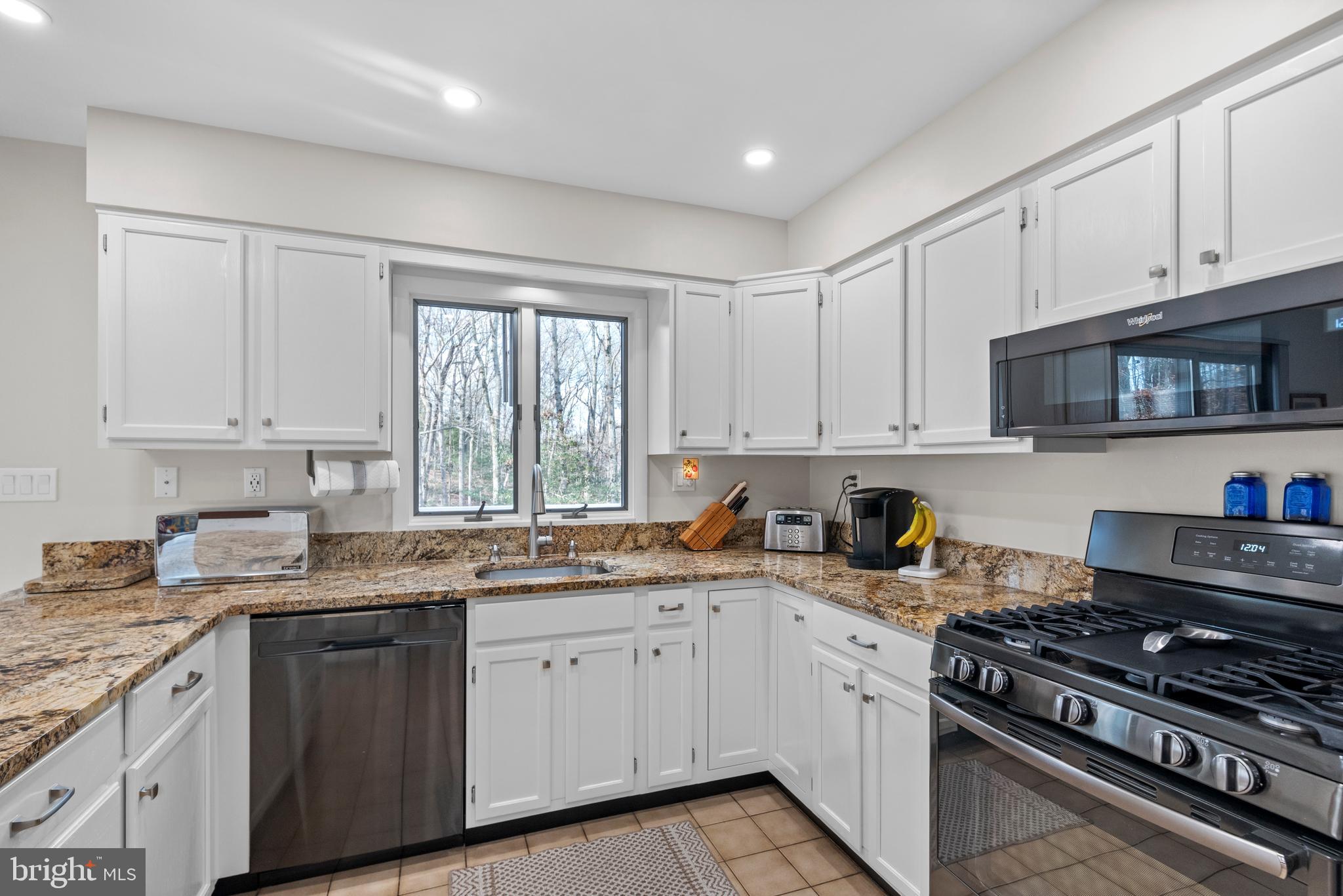 NORTH RIVER FOREST - Residential