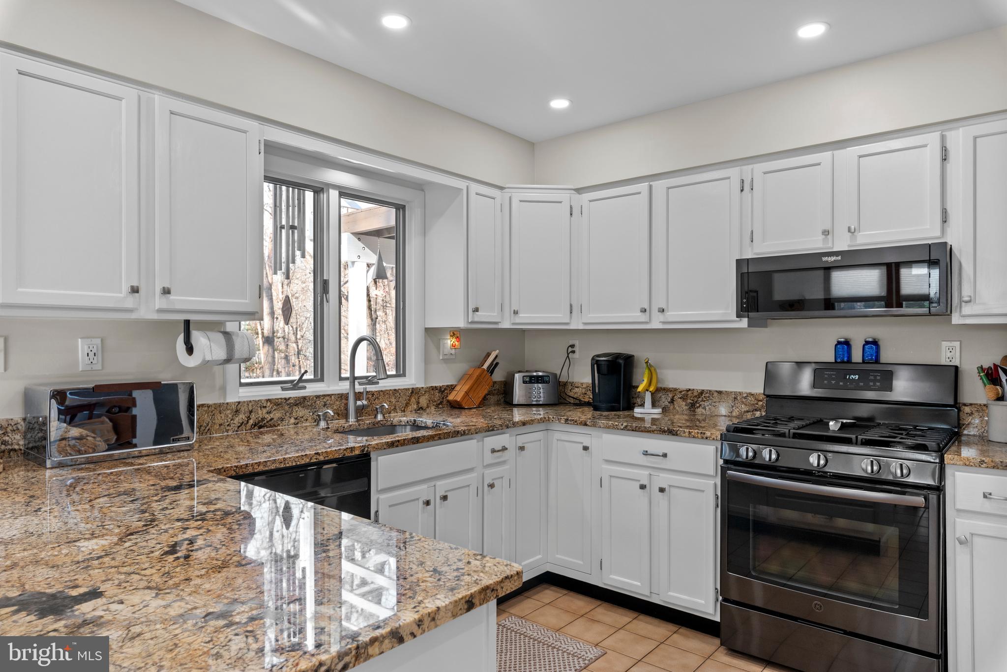 NORTH RIVER FOREST - Residential