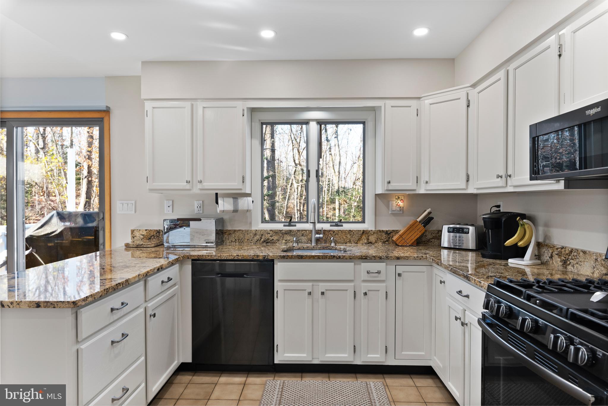 NORTH RIVER FOREST - Residential