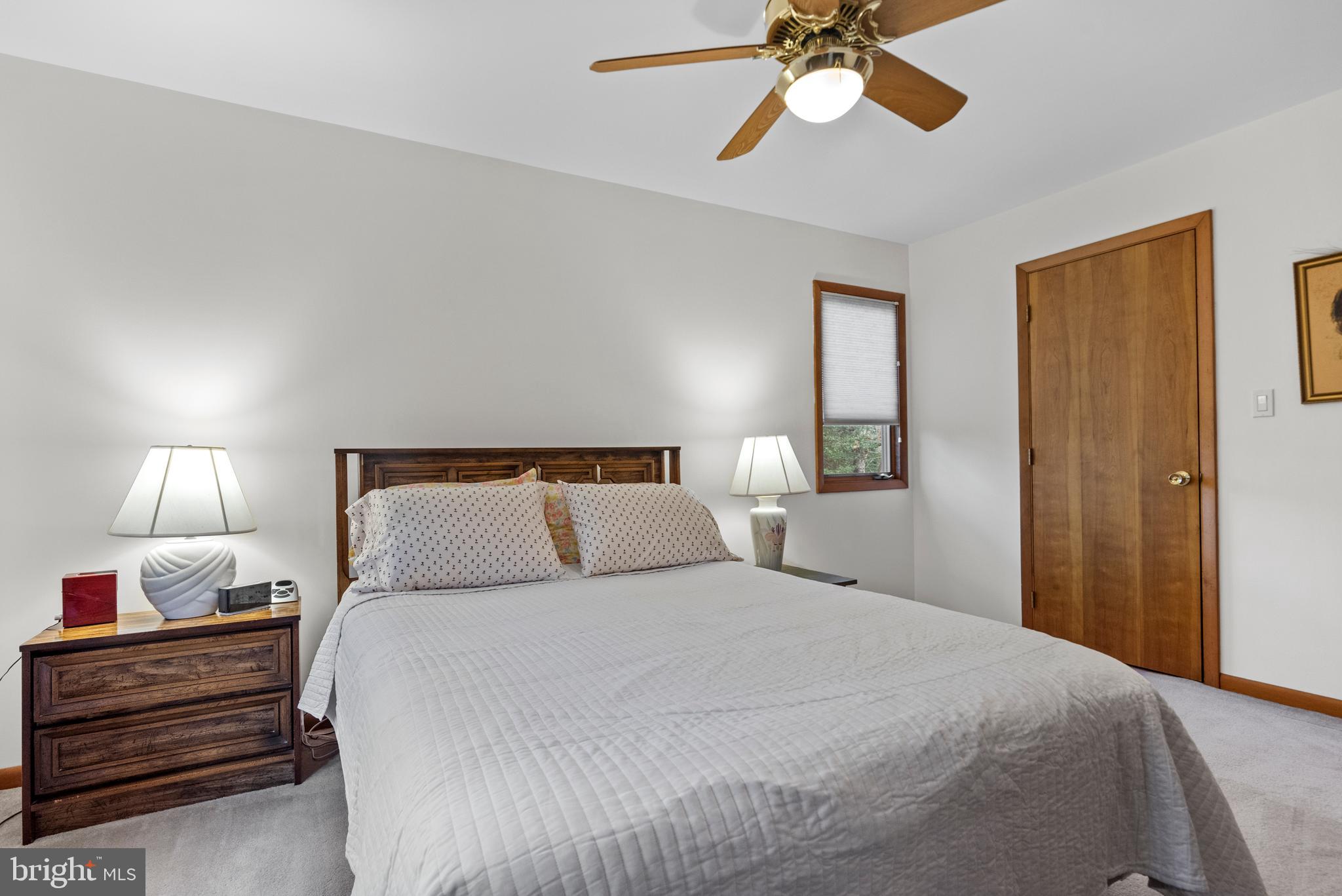 NORTH RIVER FOREST - Residential