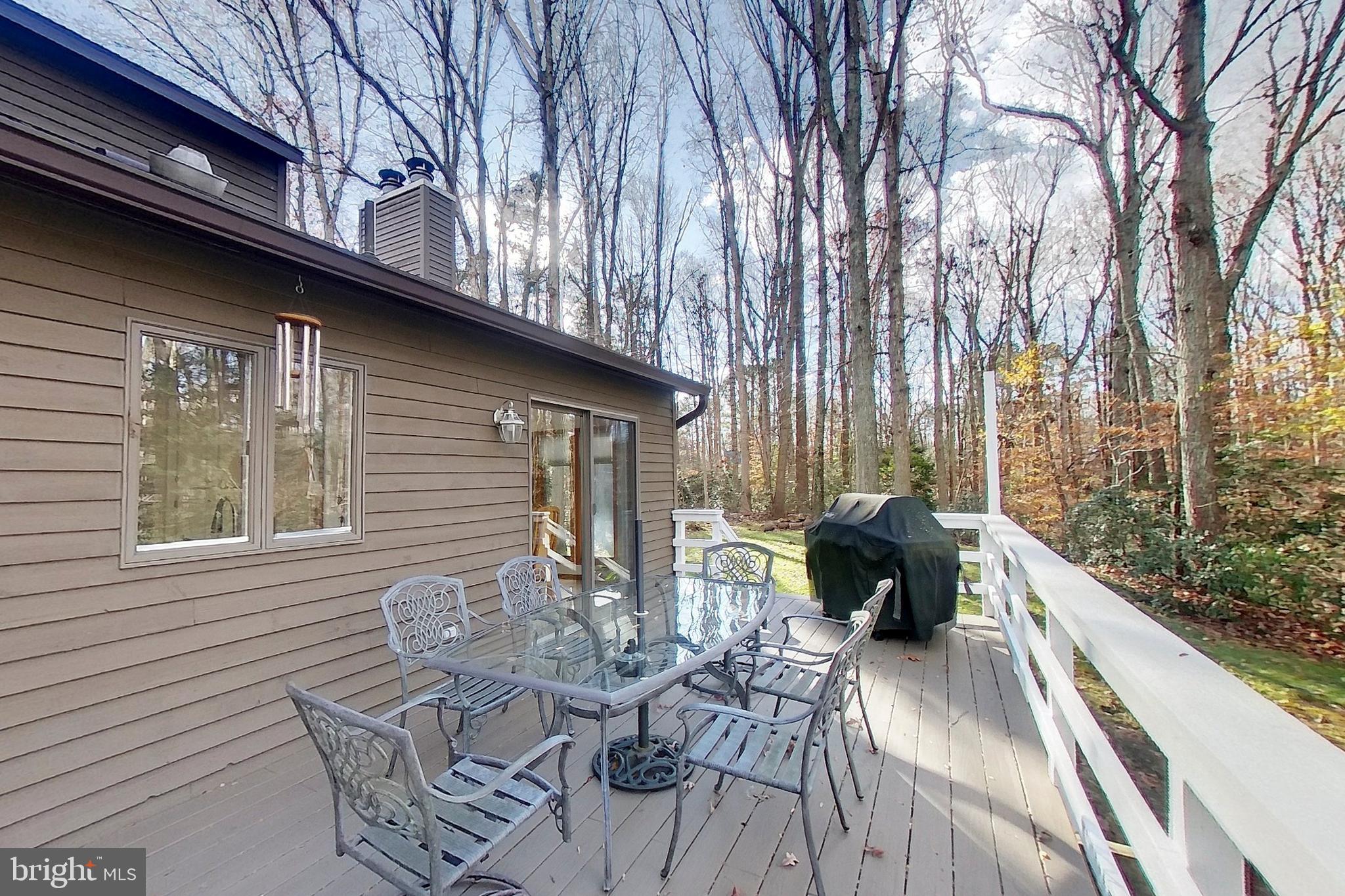 NORTH RIVER FOREST - Residential