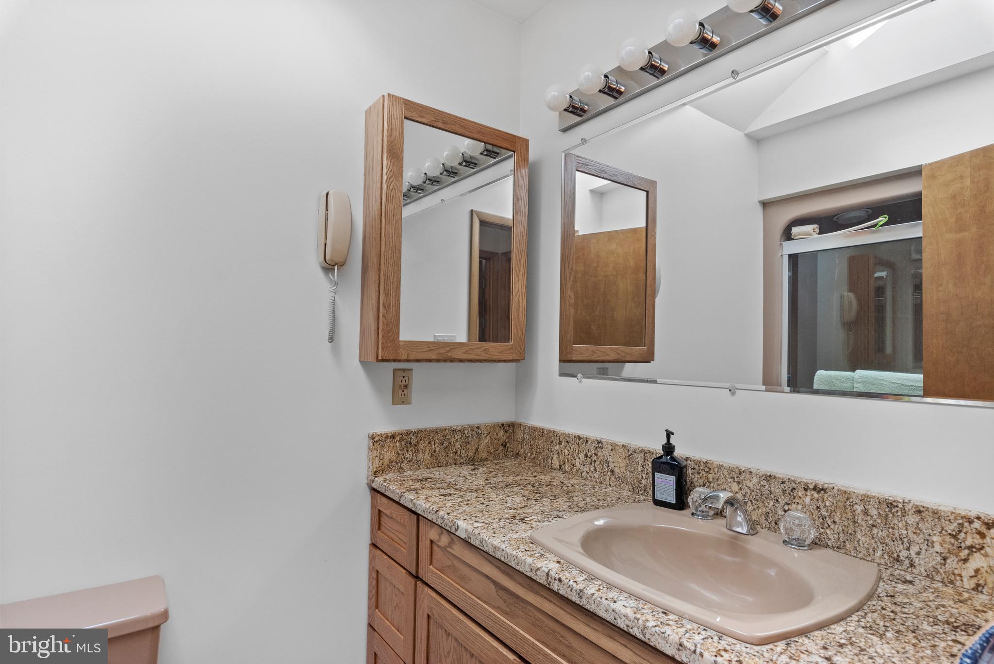 NORTH RIVER FOREST - Residential