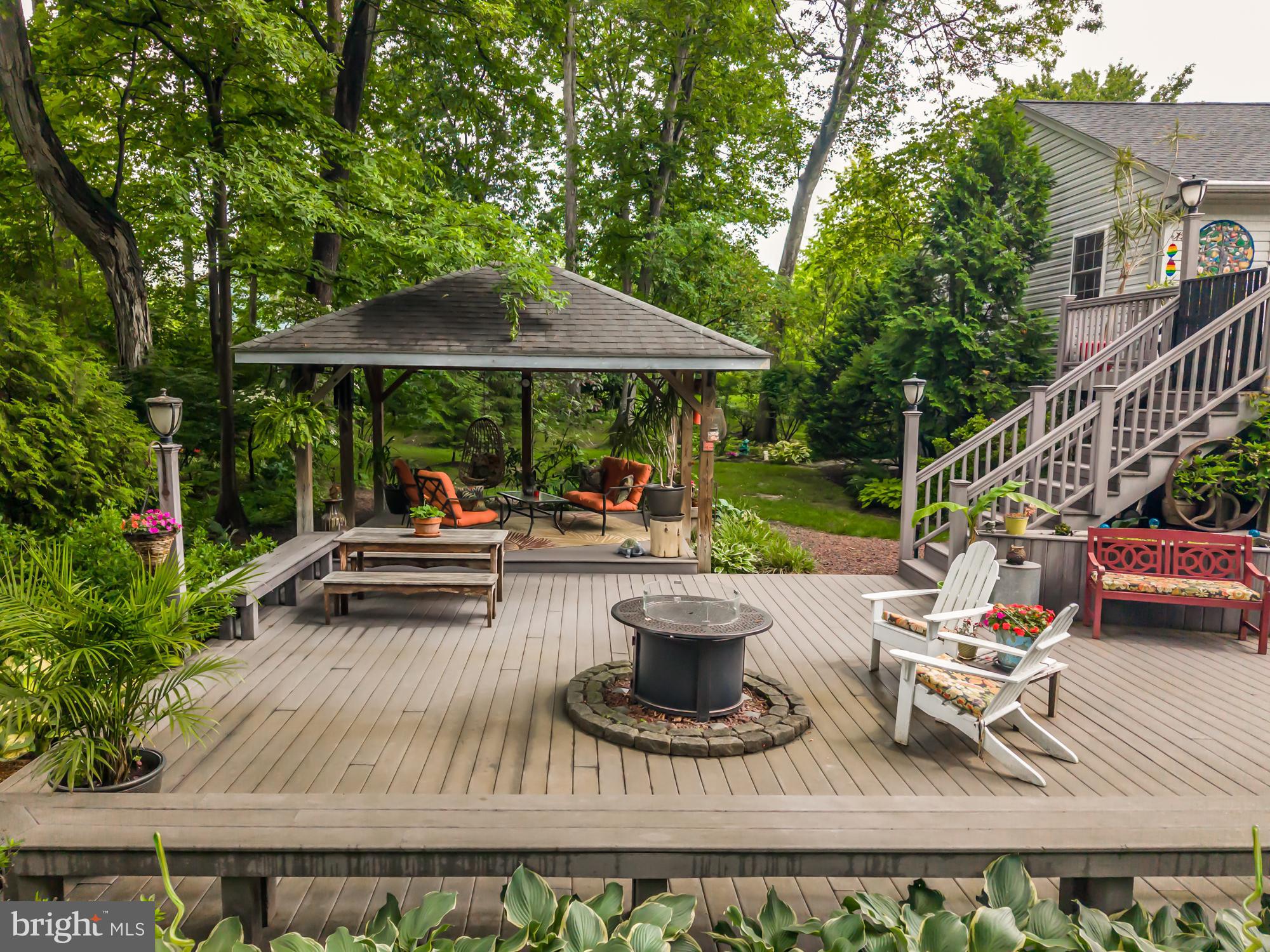 327 HUNTERS RUN ROAD