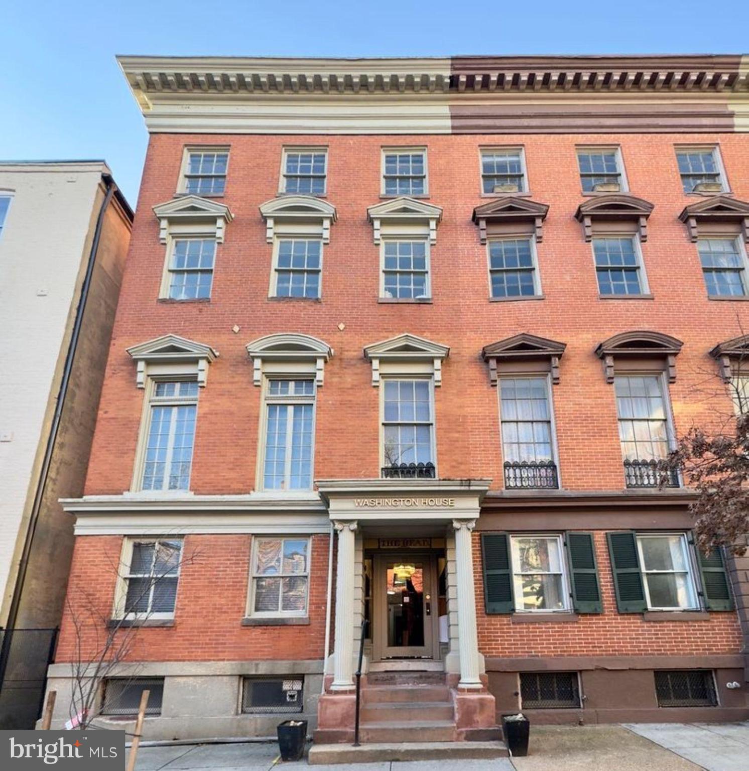 MOUNT VERNON PLACE HISTORIC DISTRICT - Residential Lease