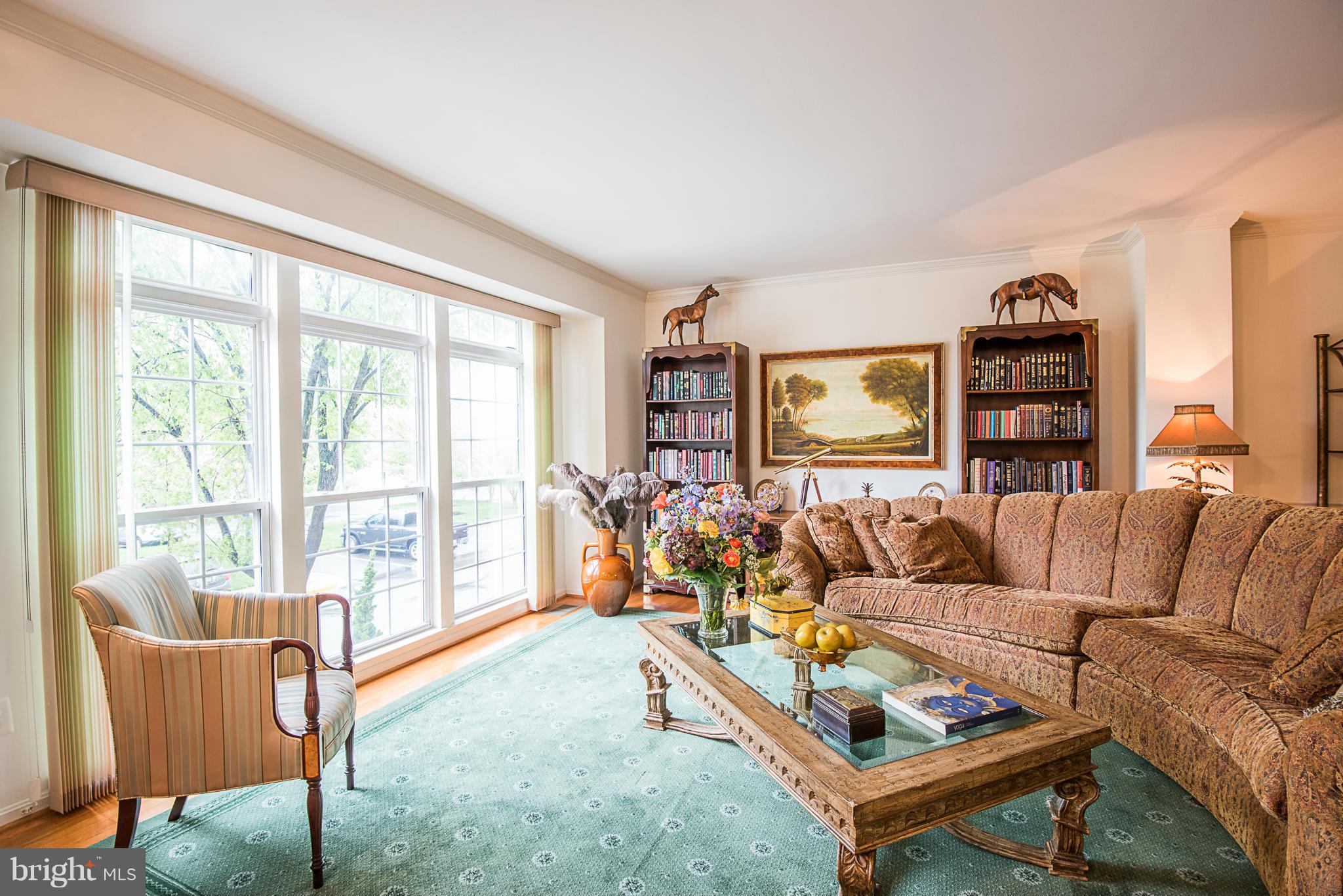 RESTON - Residential