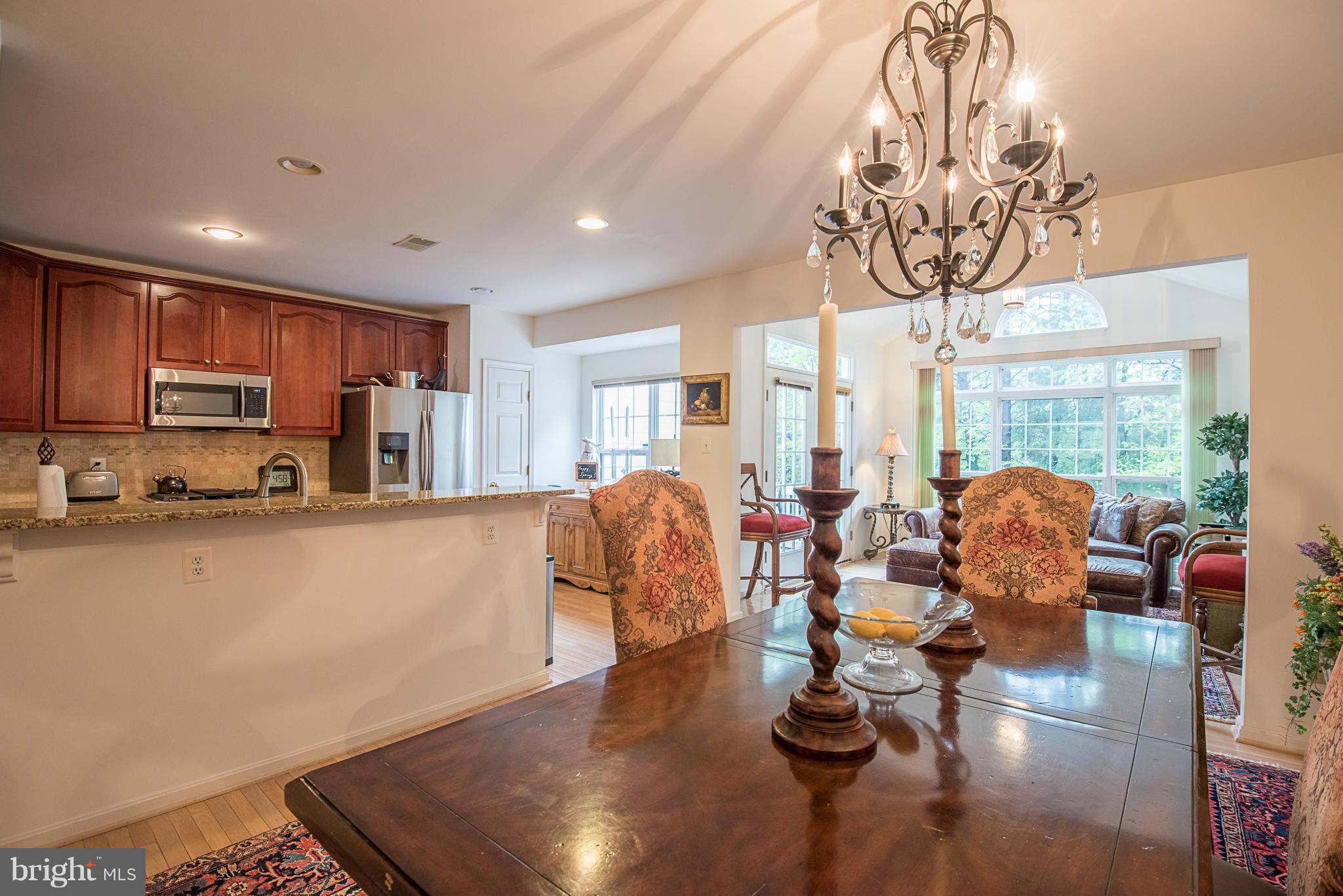 RESTON - Residential