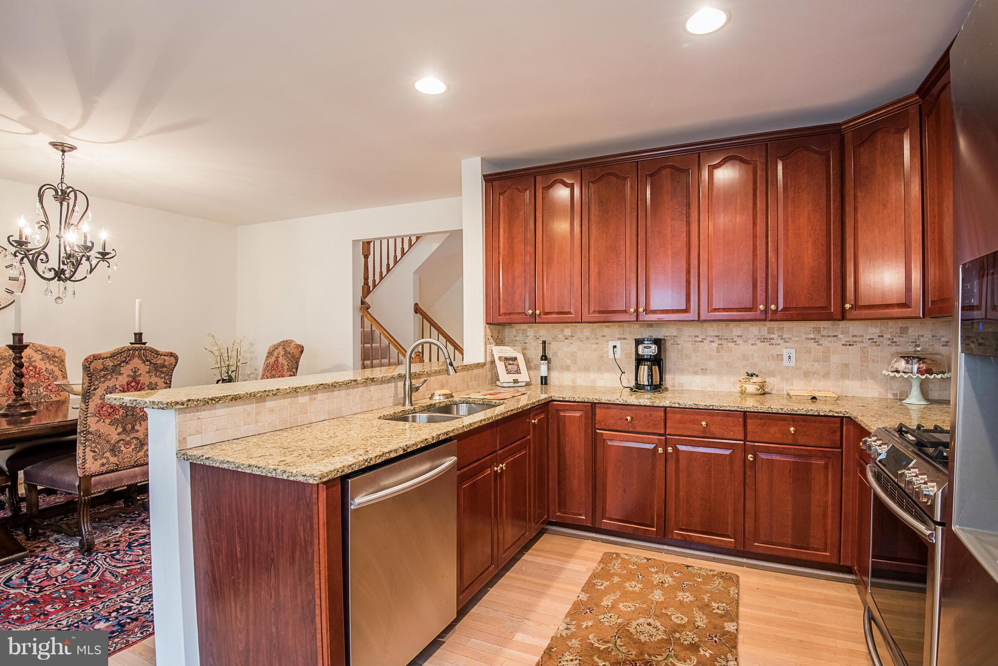 RESTON - Residential