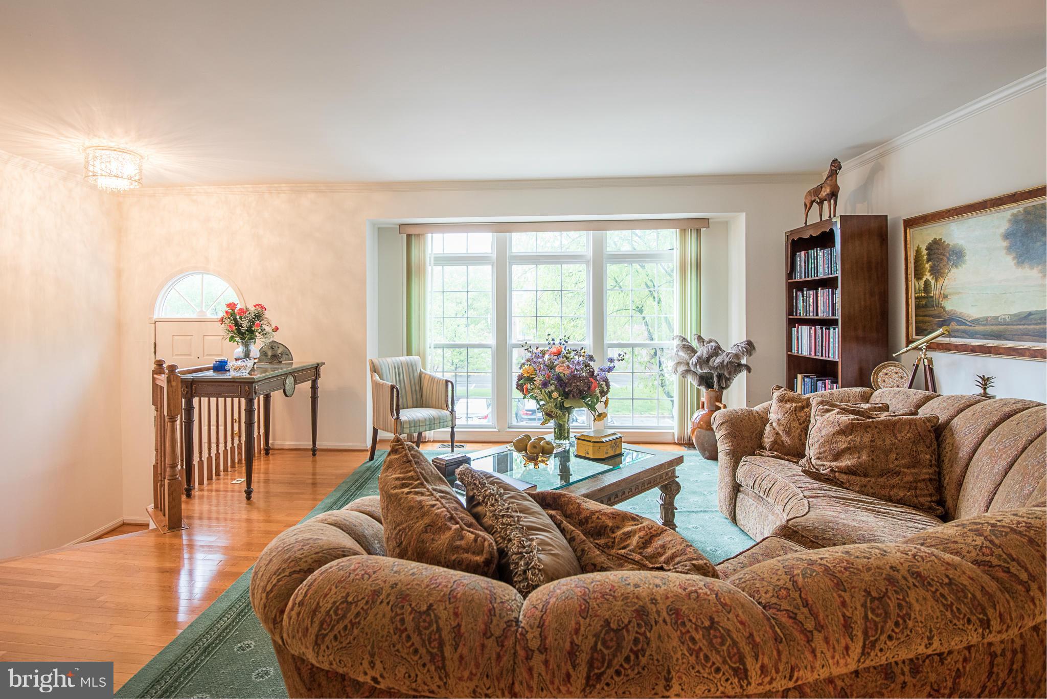 RESTON - Residential