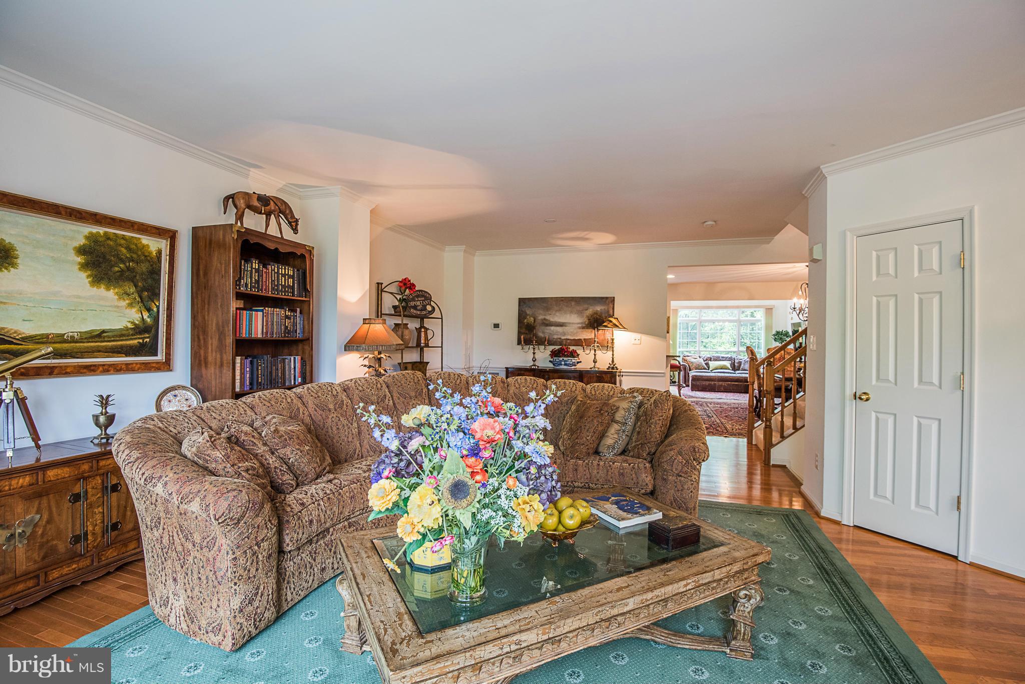 RESTON - Residential