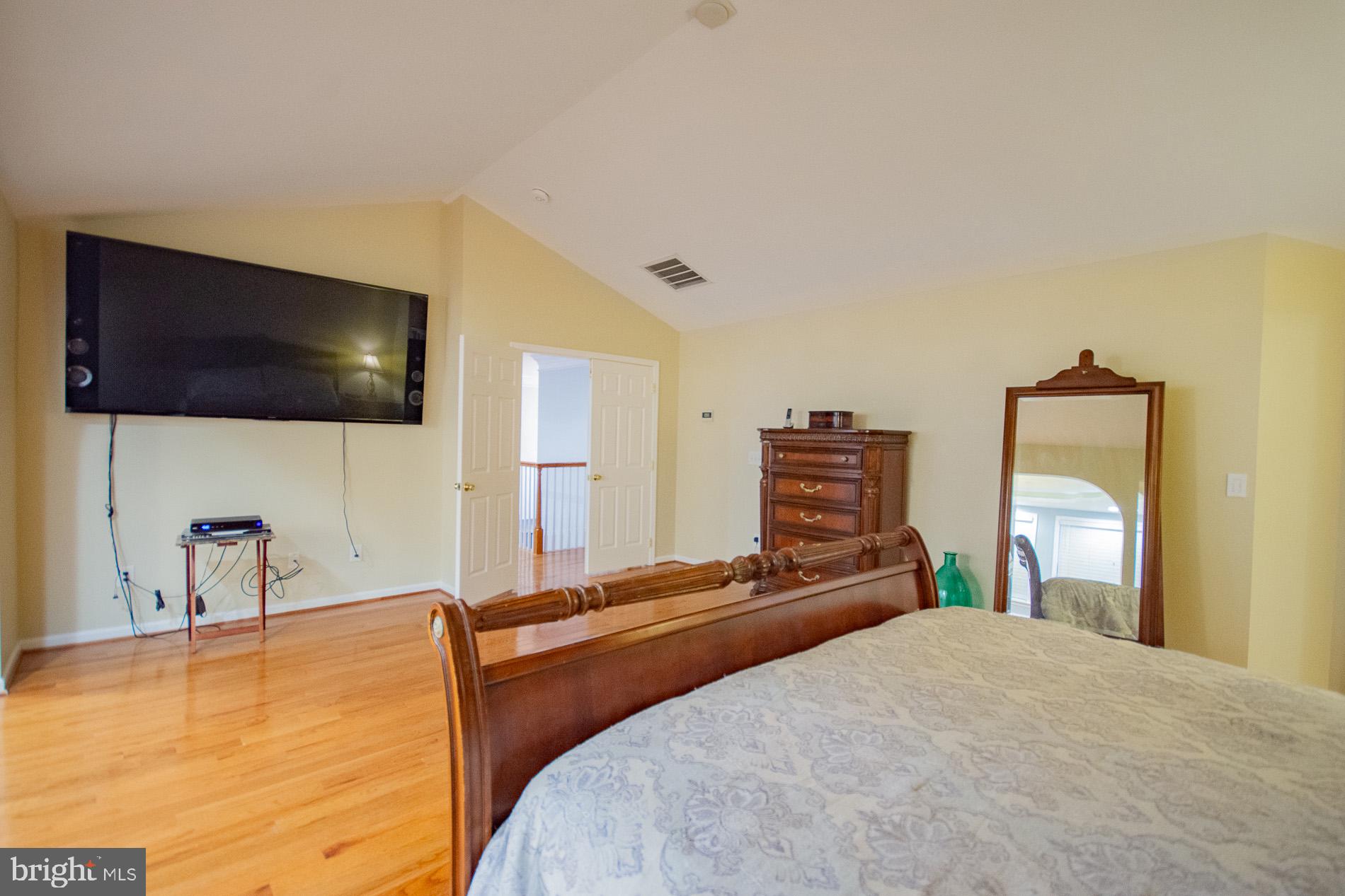 BROOKFIELD ON THE POTOMAC - Residential