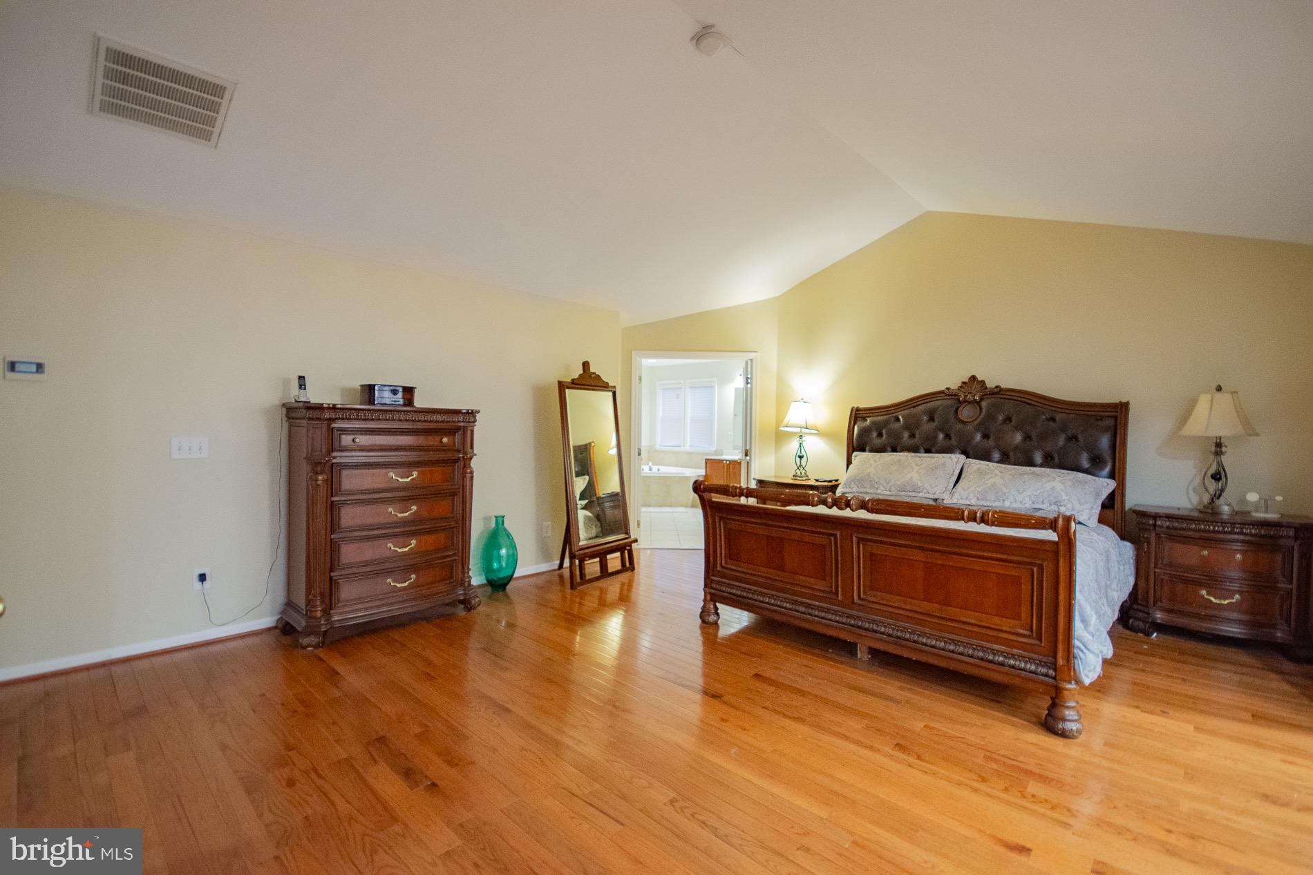 BROOKFIELD ON THE POTOMAC - Residential