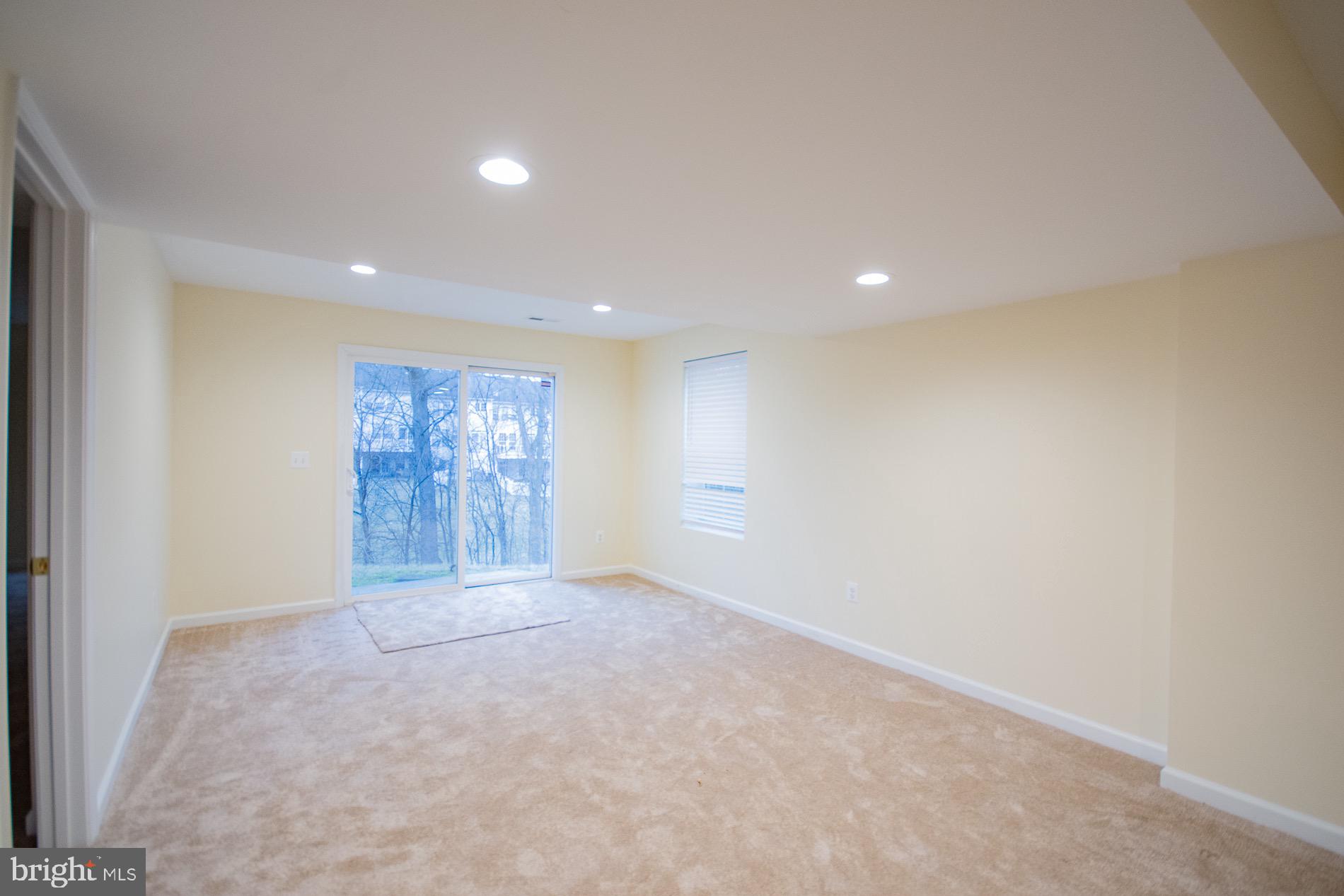 BROOKFIELD ON THE POTOMAC - Residential