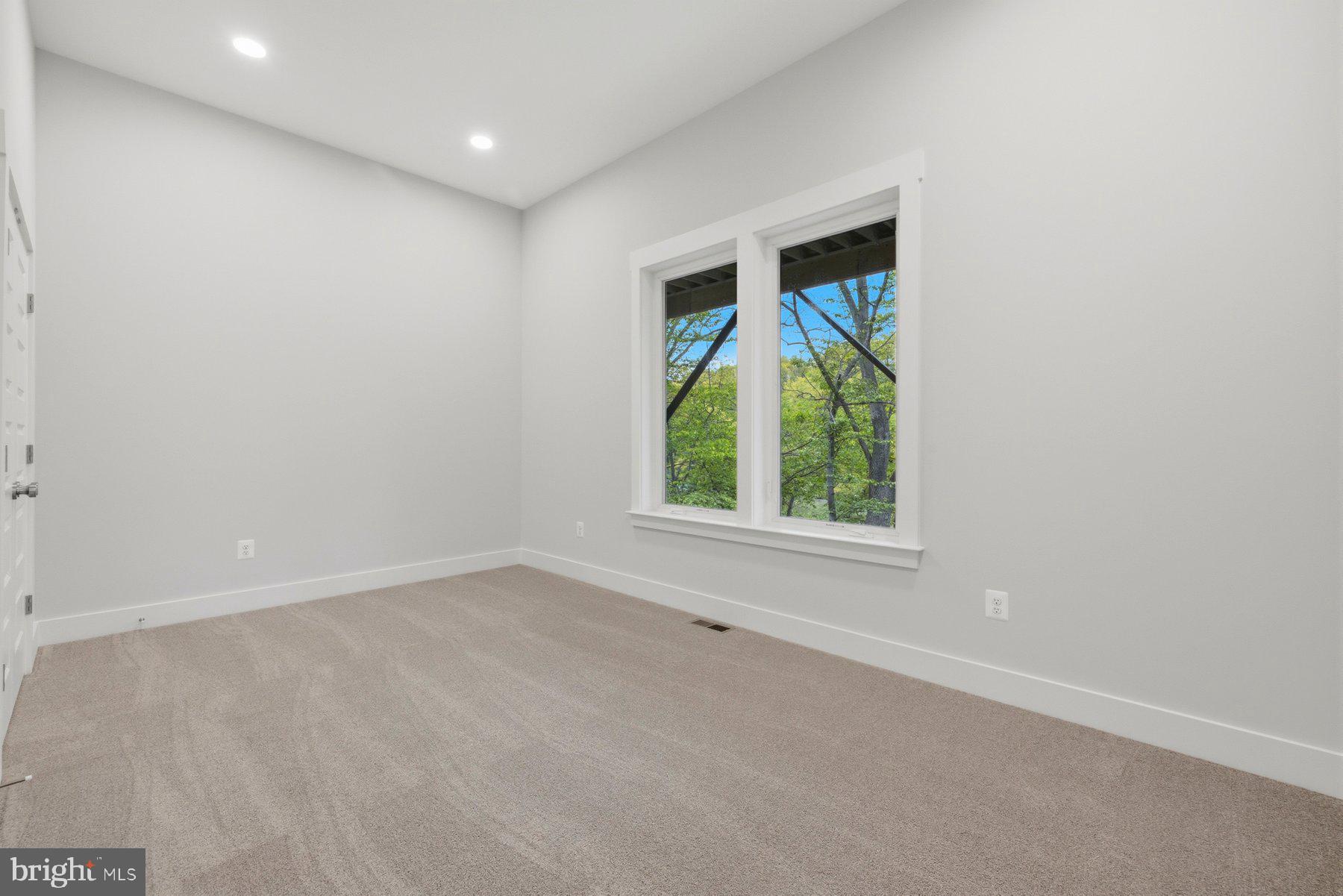 BALMORAL - Residential