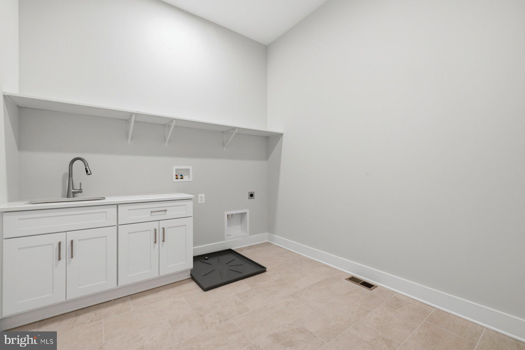 BALMORAL - Residential