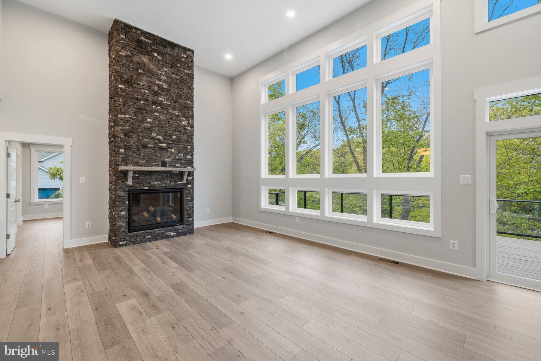 BALMORAL - Residential