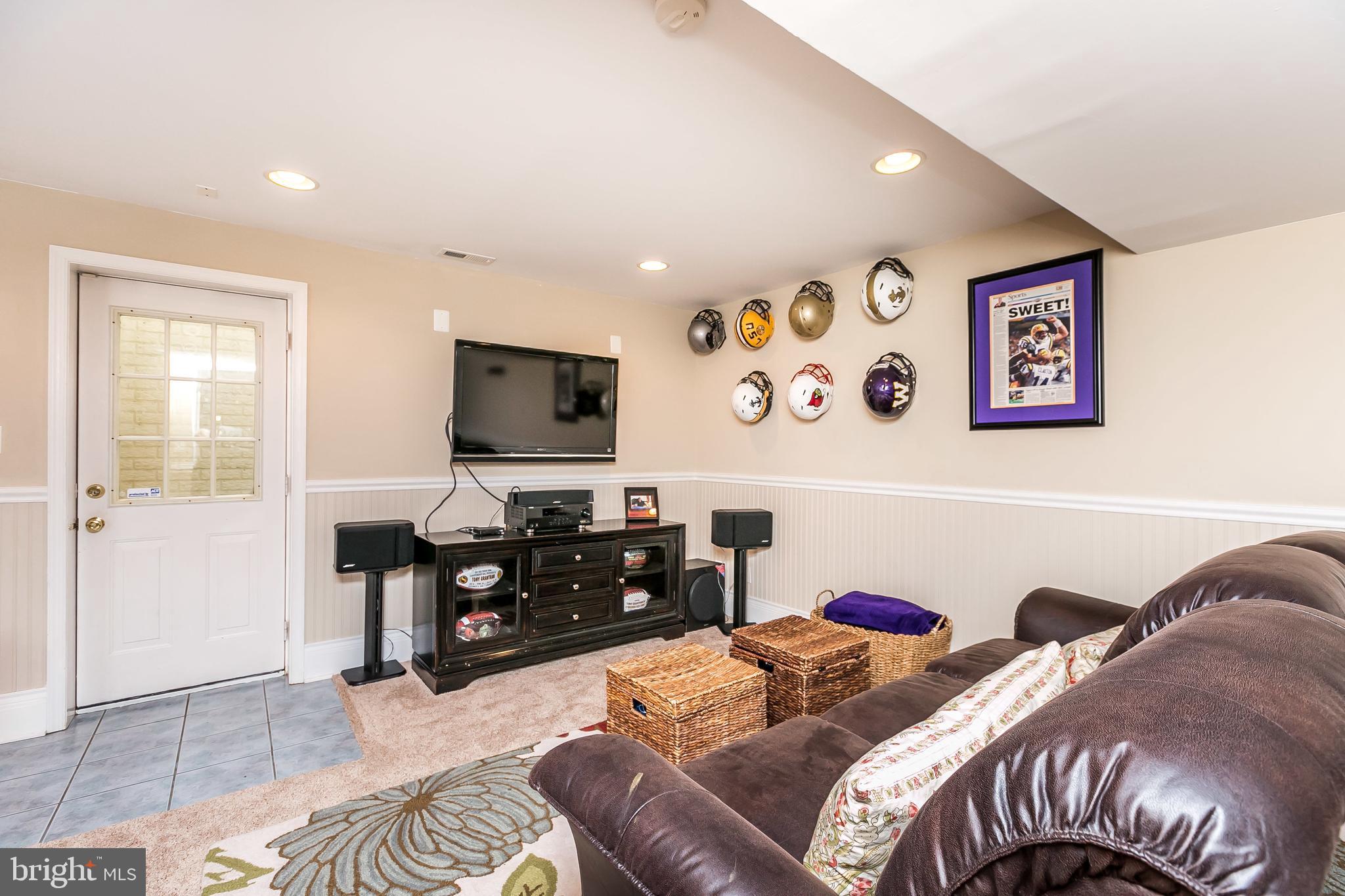 ROSSLARE - Residential Lease