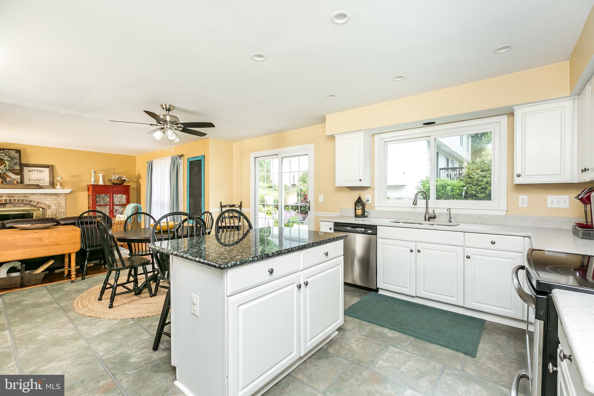 ROSSLARE - Residential Lease