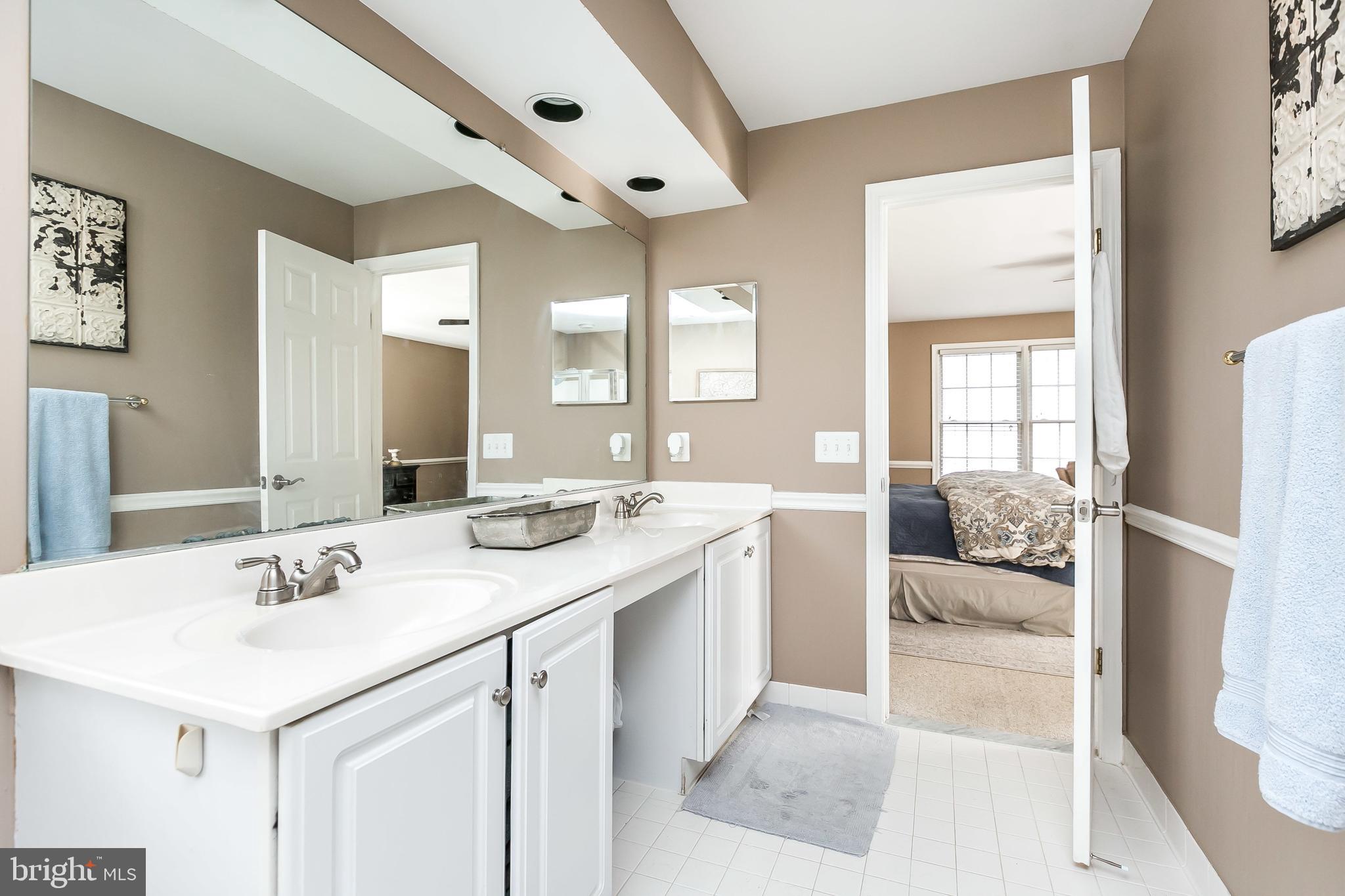 ROSSLARE - Residential Lease