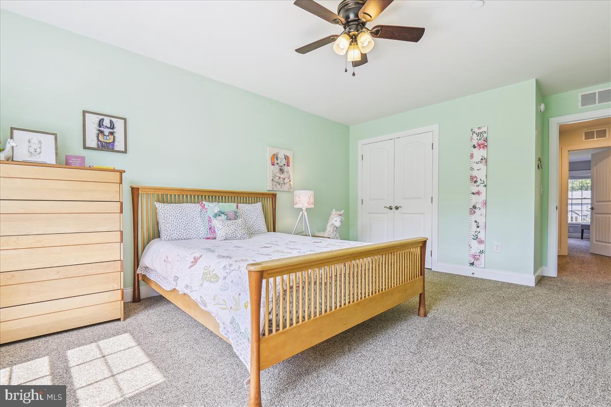 FOREST HILL - Residential