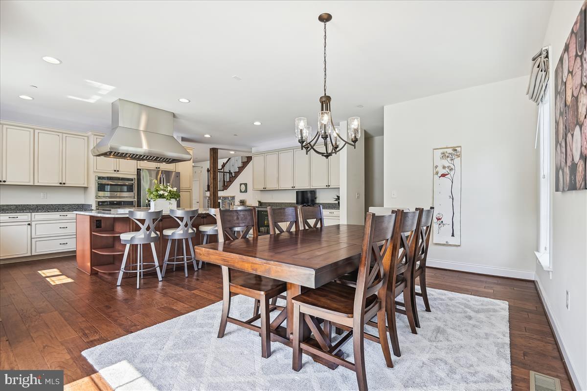 FOREST HILL - Residential