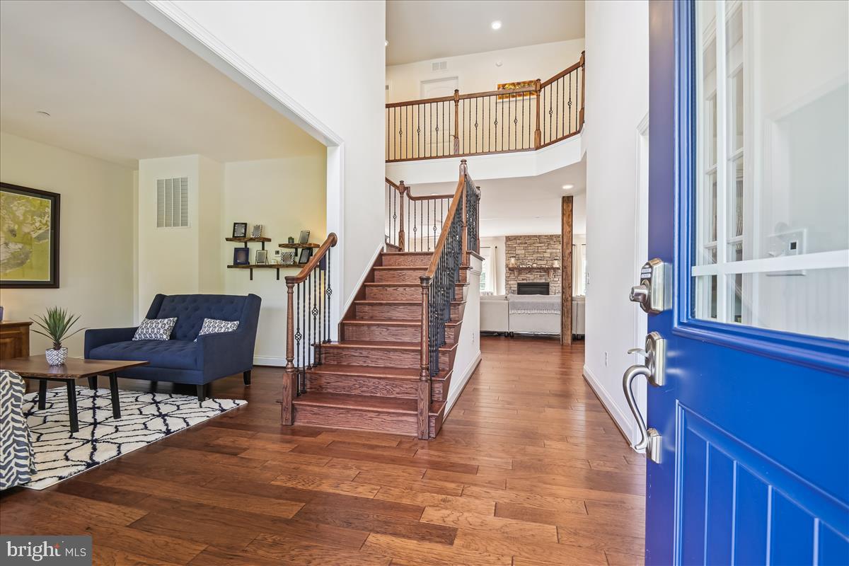 FOREST HILL - Residential