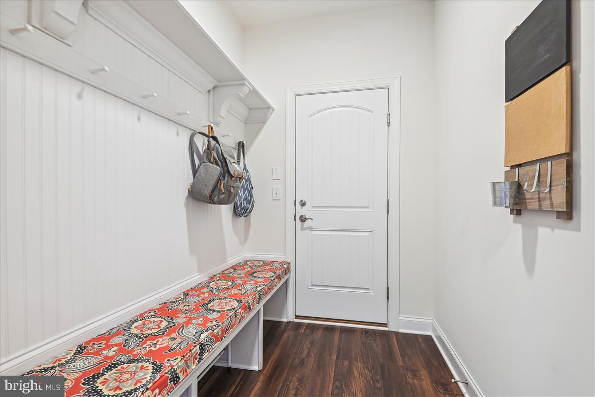 FOREST HILL - Residential