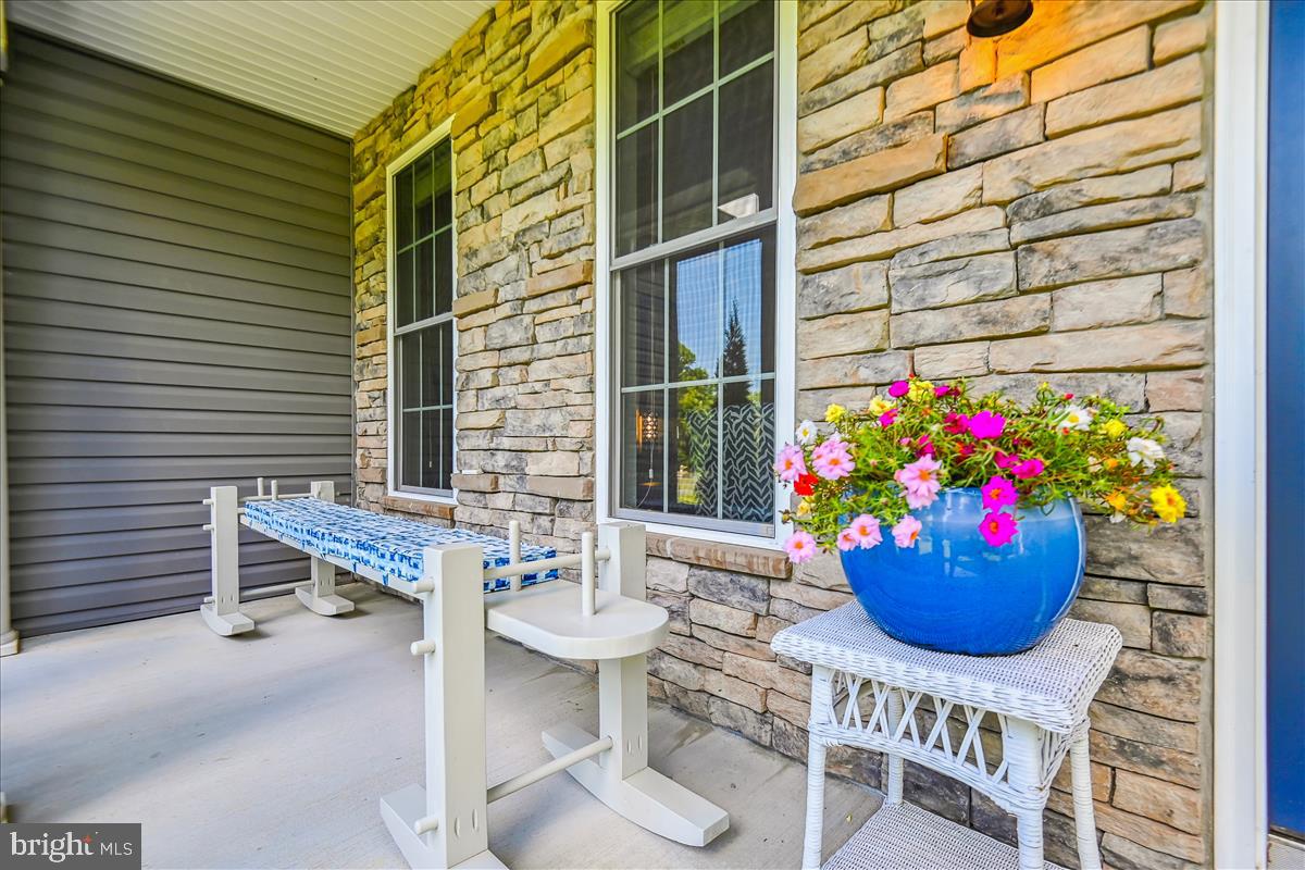 FOREST HILL - Residential