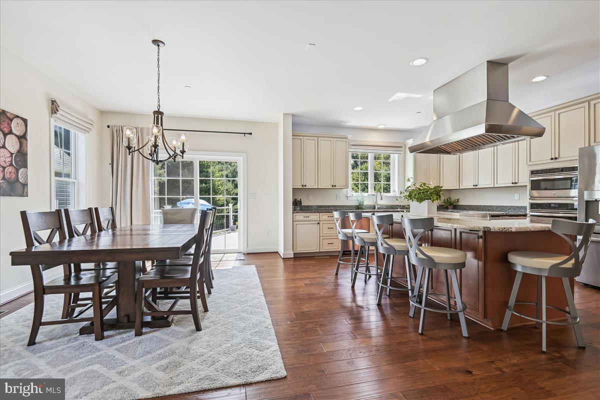 FOREST HILL - Residential