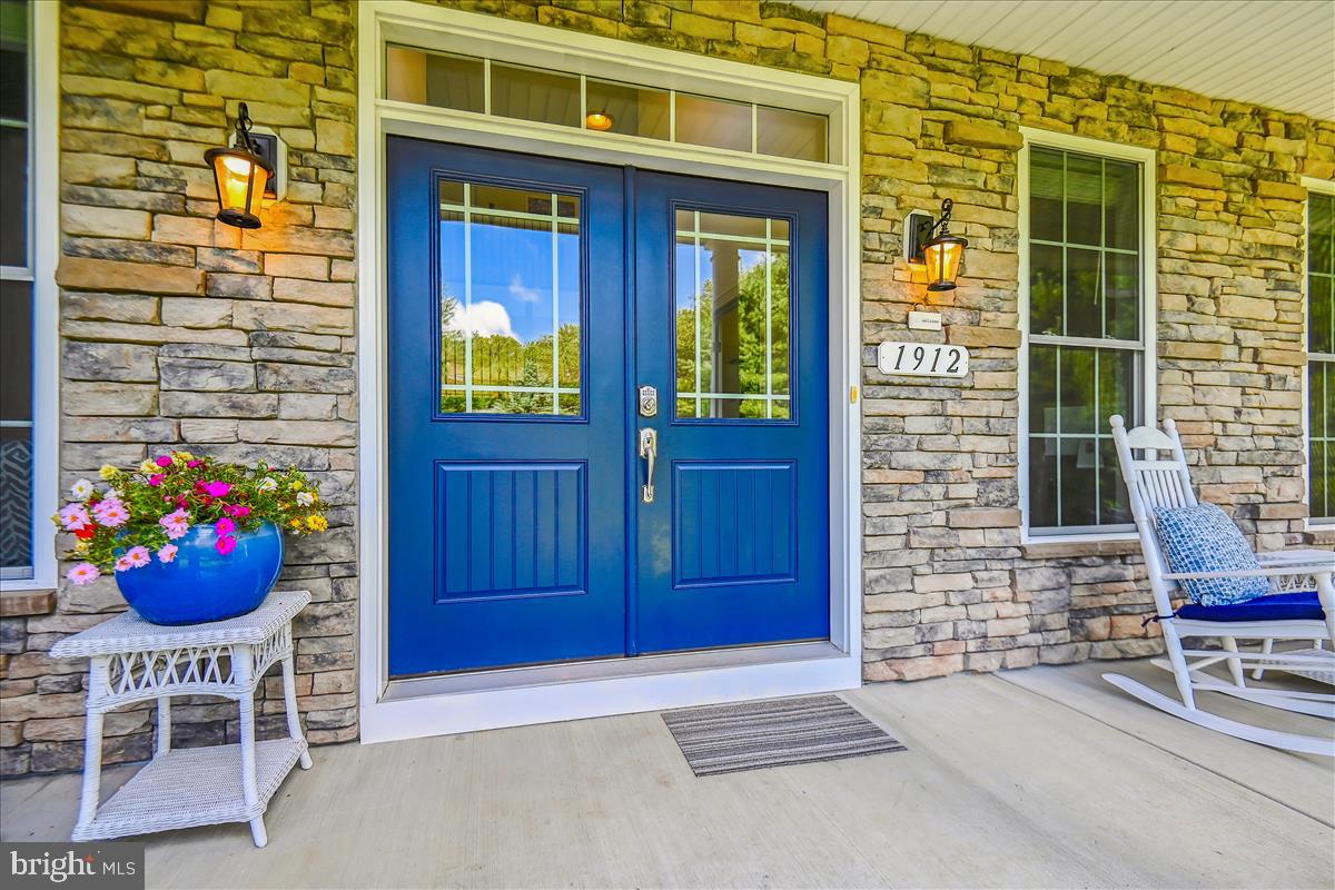 FOREST HILL - Residential