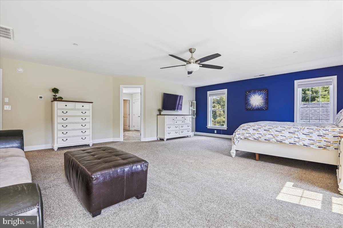 FOREST HILL - Residential