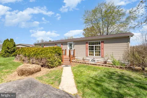 4125 Leah Avenue, Dover, PA MLS: PAYK2079922