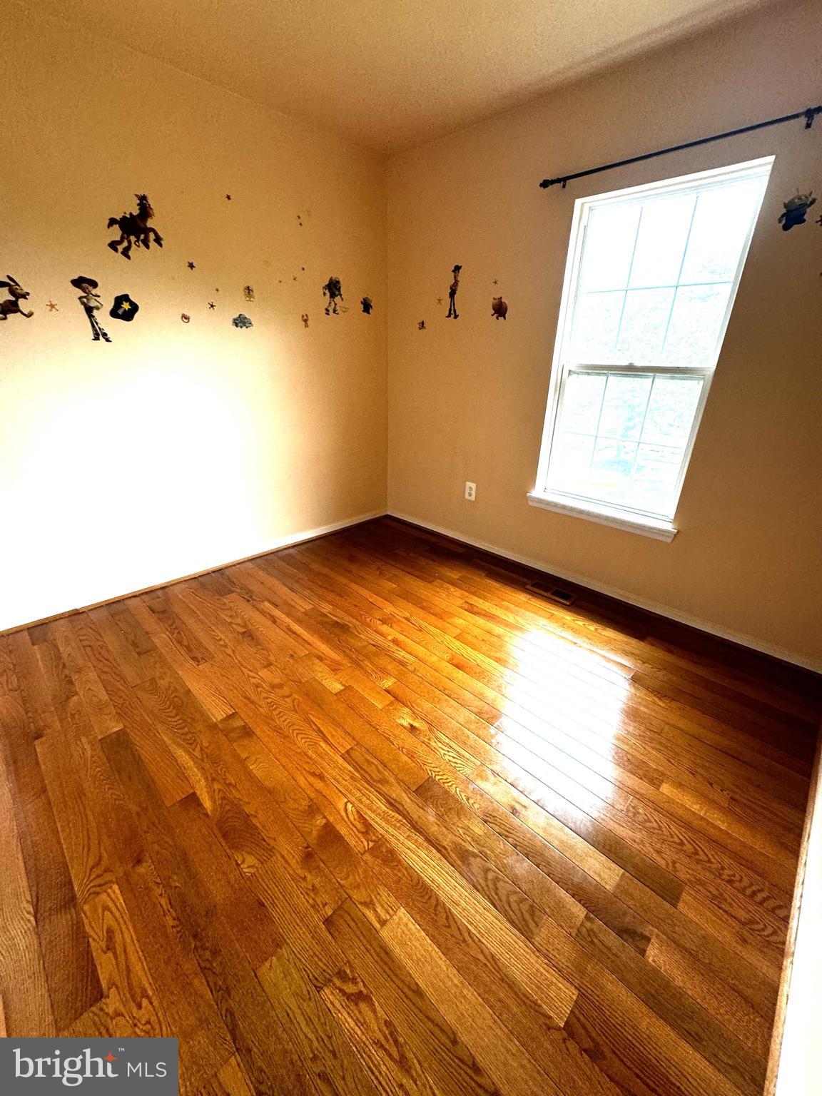 CLOPPERS MILL WEST - Residential Lease