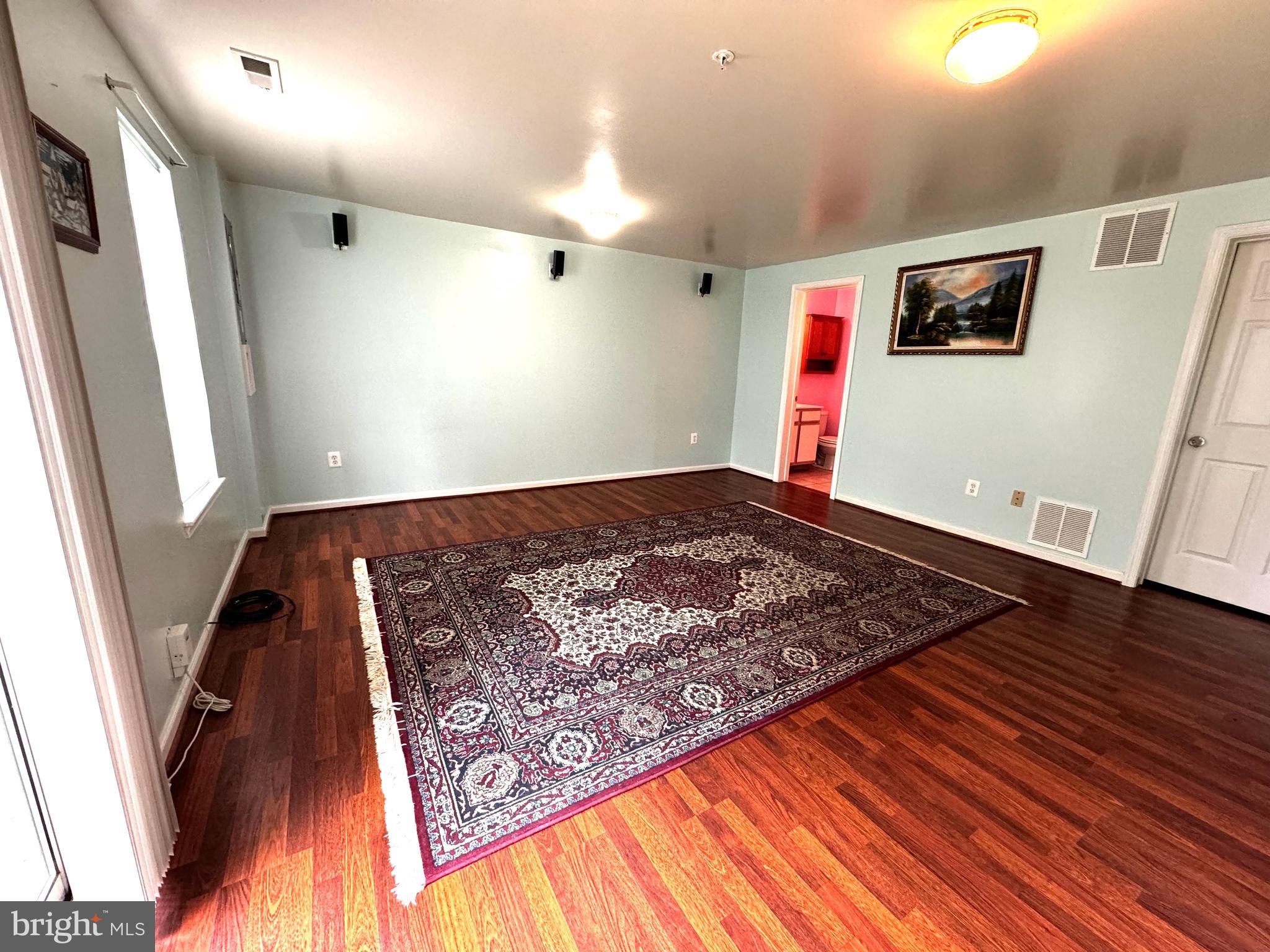 CLOPPERS MILL WEST - Residential Lease