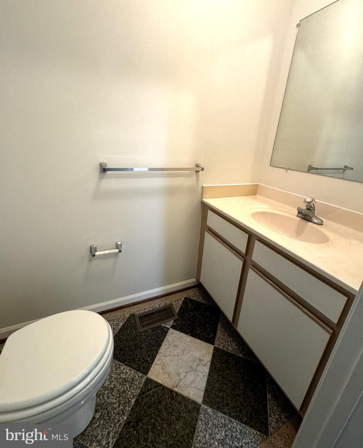 CLOPPERS MILL WEST - Residential Lease