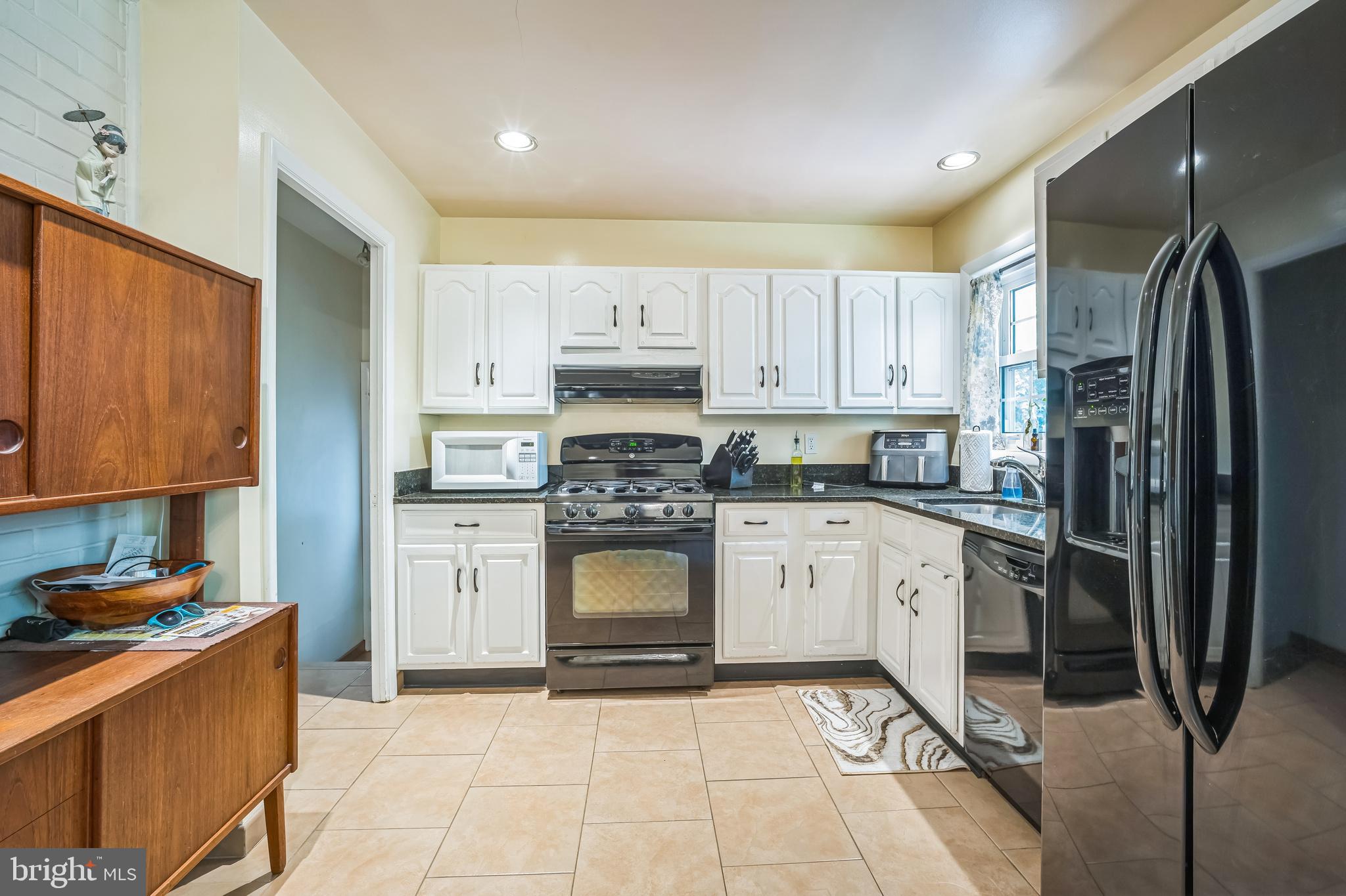 NORTH SPRINGFIELD - Residential Lease