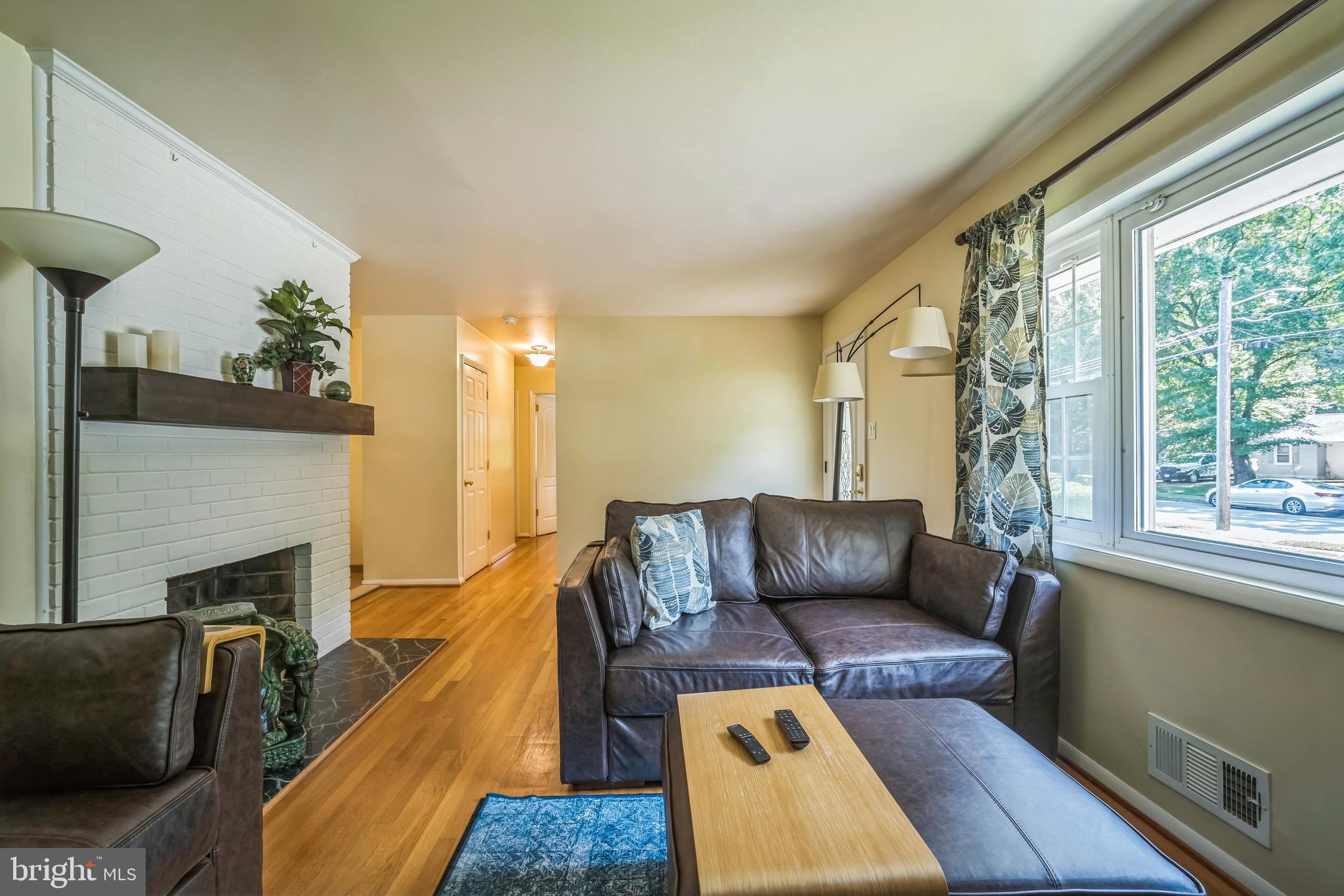 NORTH SPRINGFIELD - Residential Lease