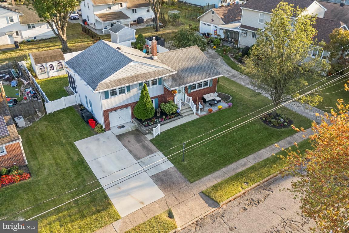130 E CEDAR AVENUE