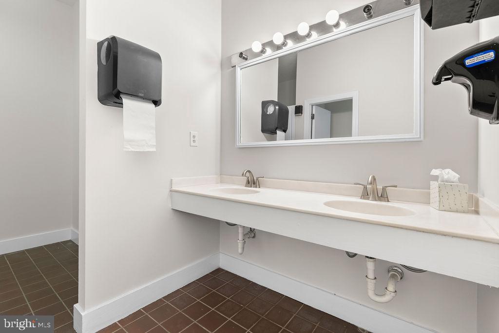 BOWLING GREEN - Residential